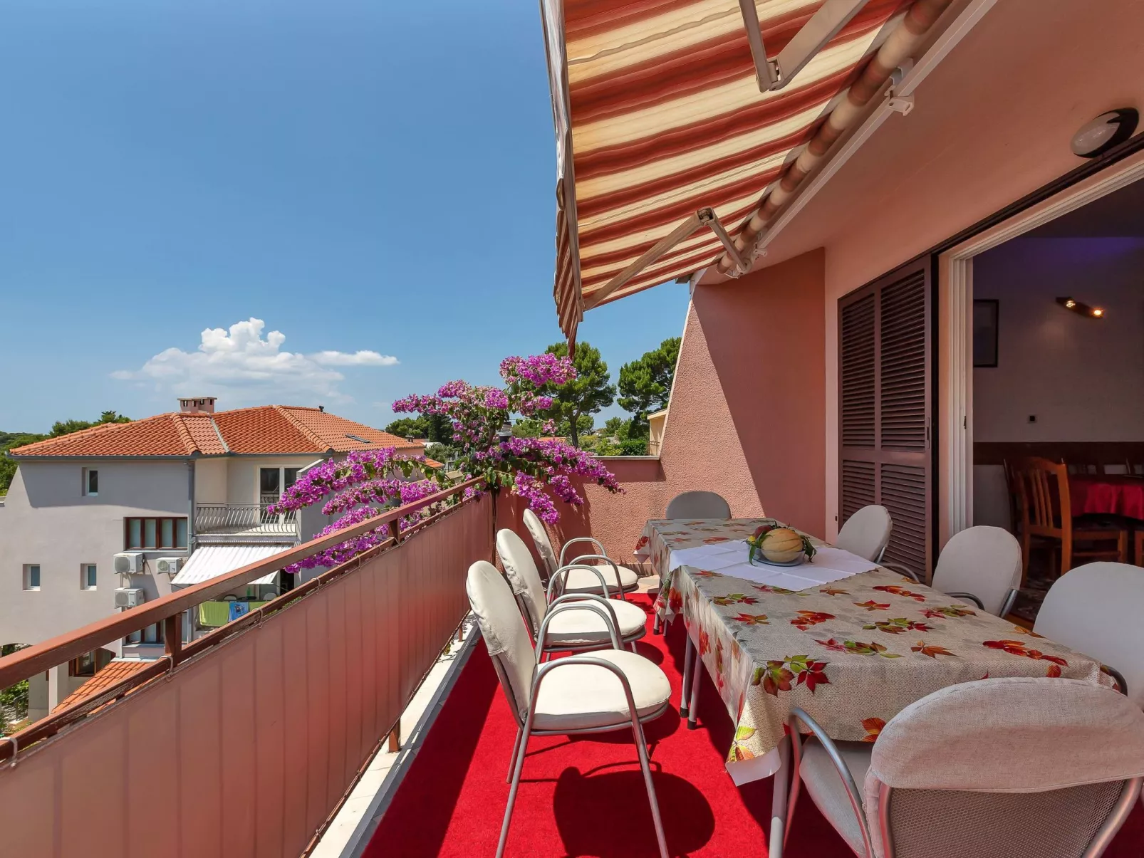 ★4Schlafzimmer★Freies Parken★GroßerBalkon★Apt Bugenvilija