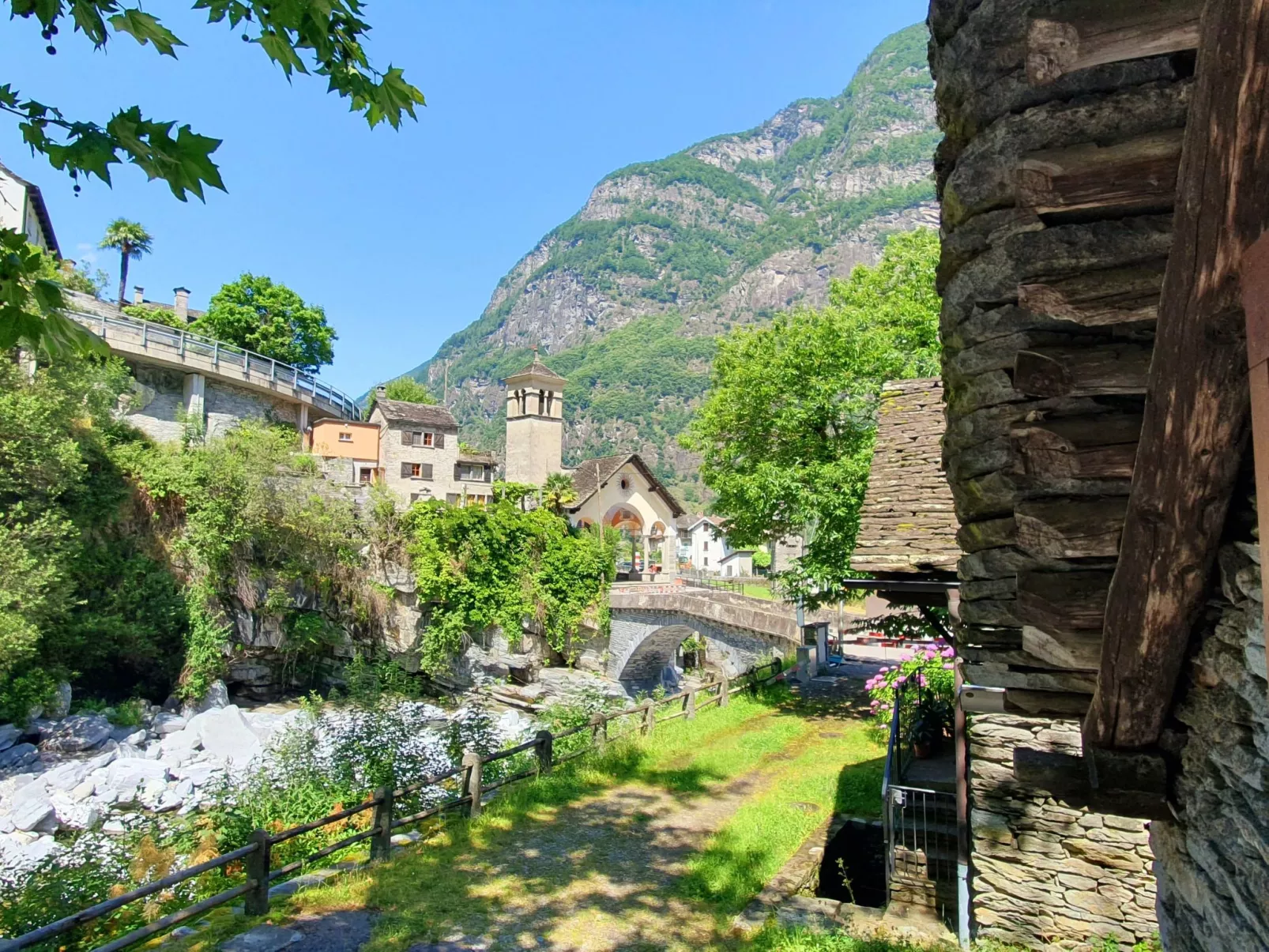 MAva"-Haus mit Blick aufs Wasser