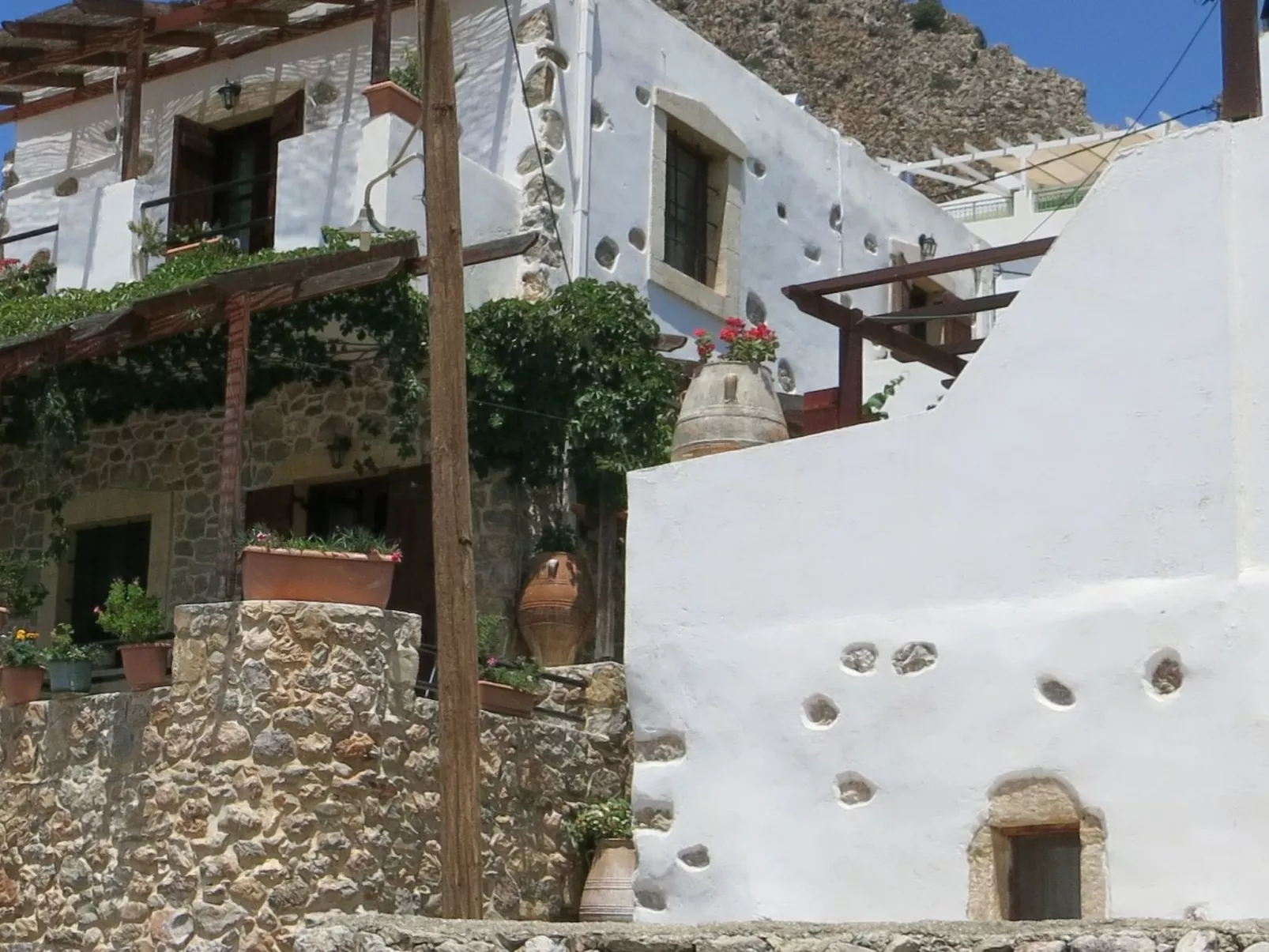 In Pefki mit Terrasse und Grill