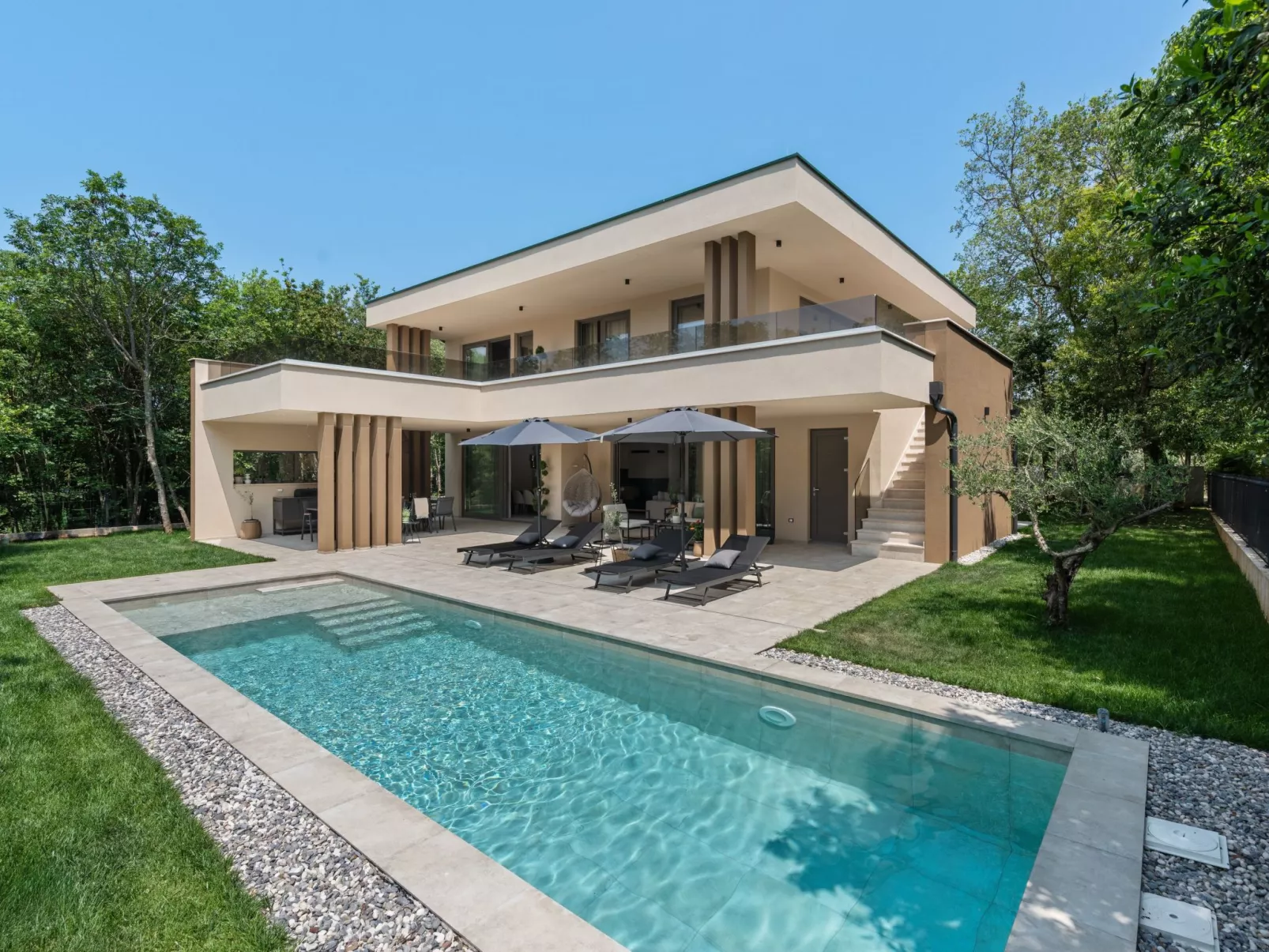 Luxuriöse Waldvilla mit beheiztem Pool in Kroatien