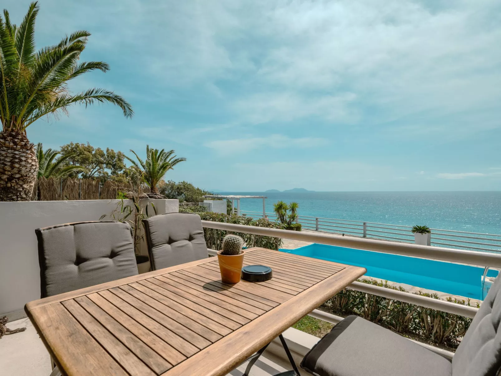 "Villa Chryssa" direkt am Strand