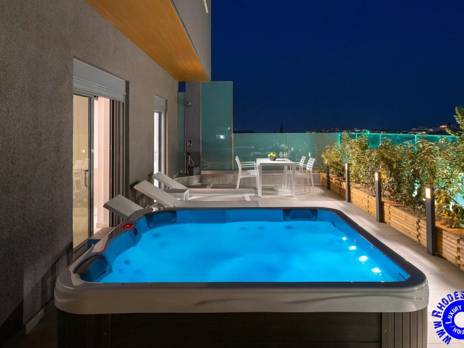 Rhodes Skyline Suites