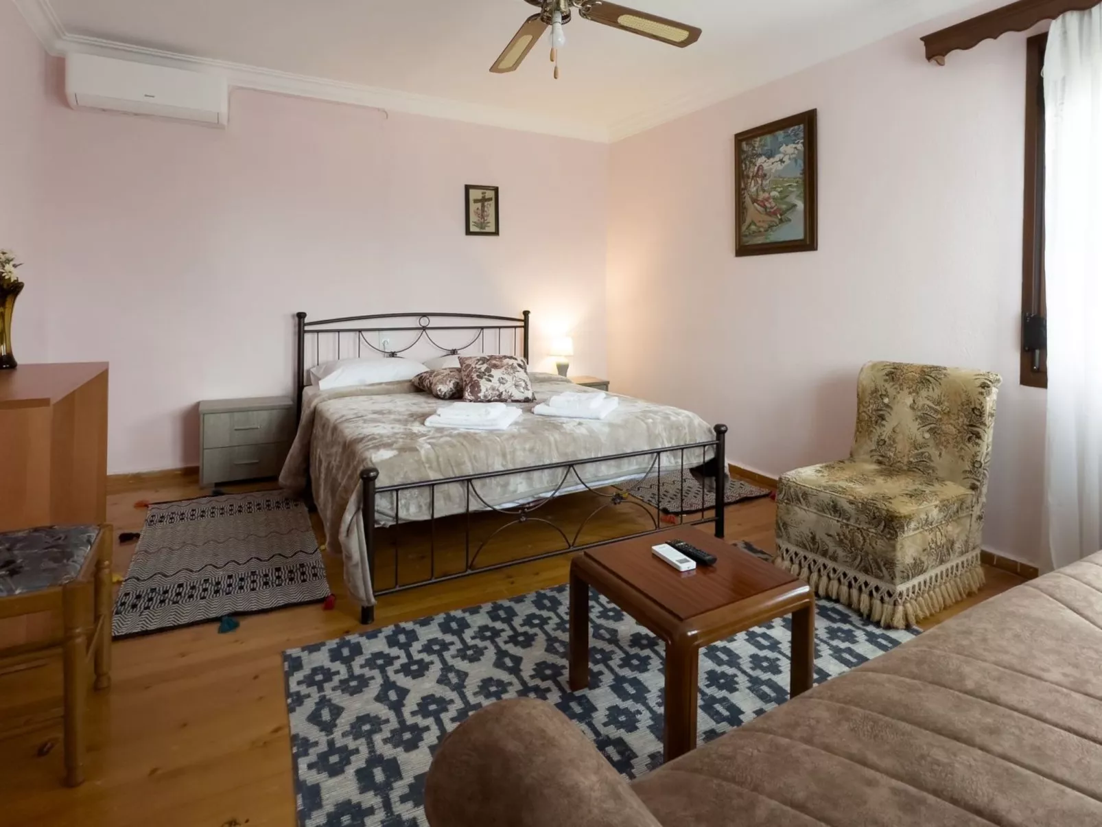 Fani's Haus unter Meteora