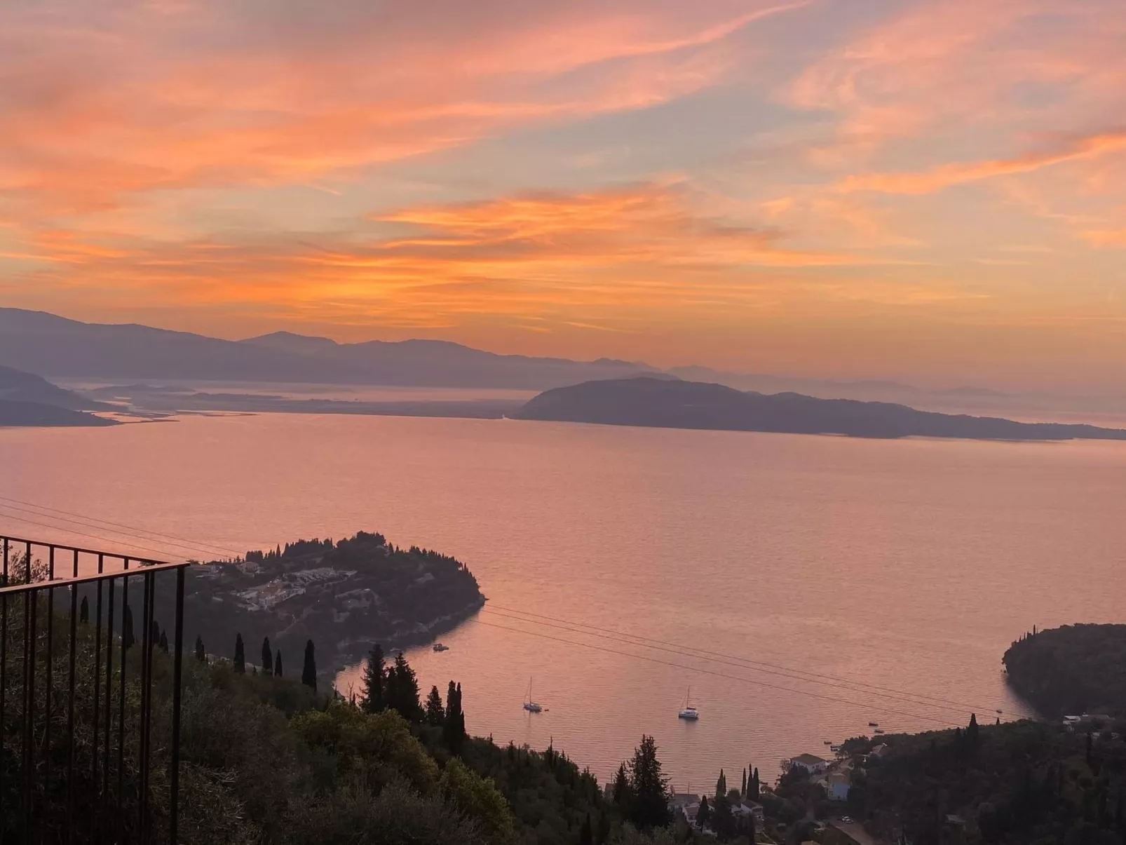 Prächtige Villa in spektakulärer Lage