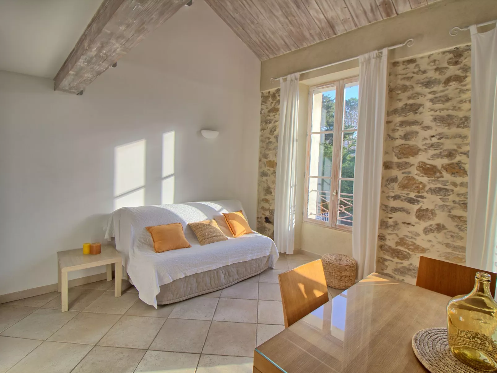 Studio-Appartement "Bastide du Soleil" (Sonnenbastide)