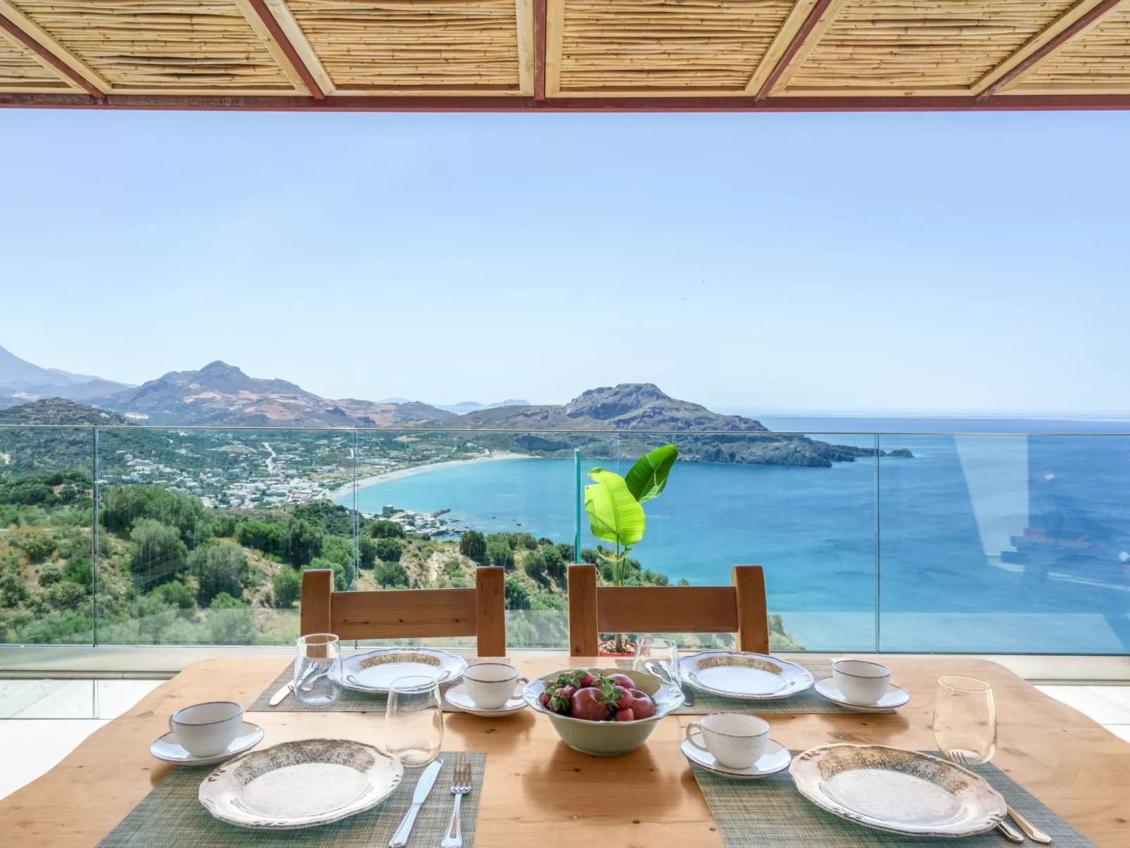 Neue Villa mit privatem Pool und BBQ, 2.5km zum Strand