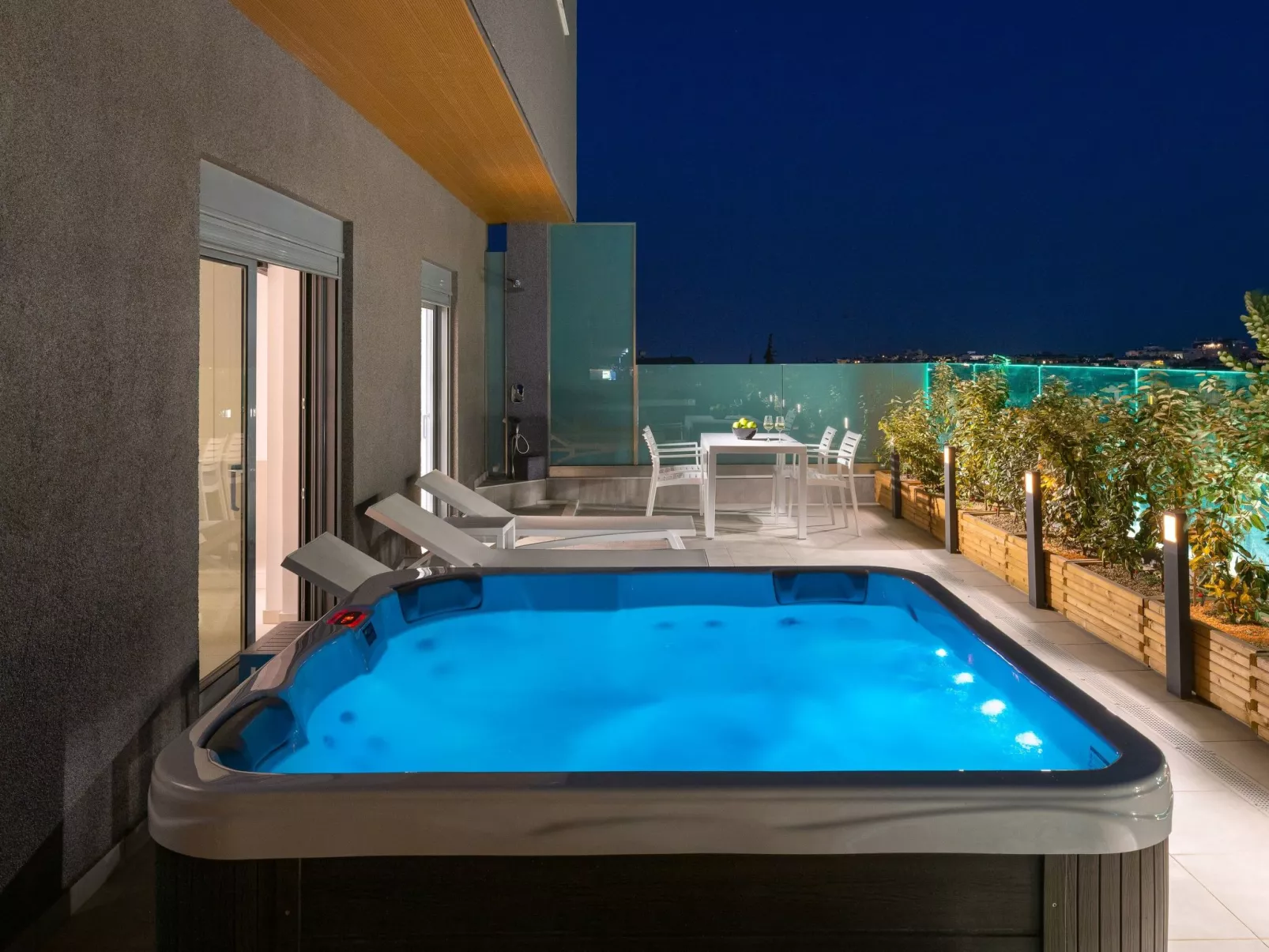 Rhodes Skyline Suites