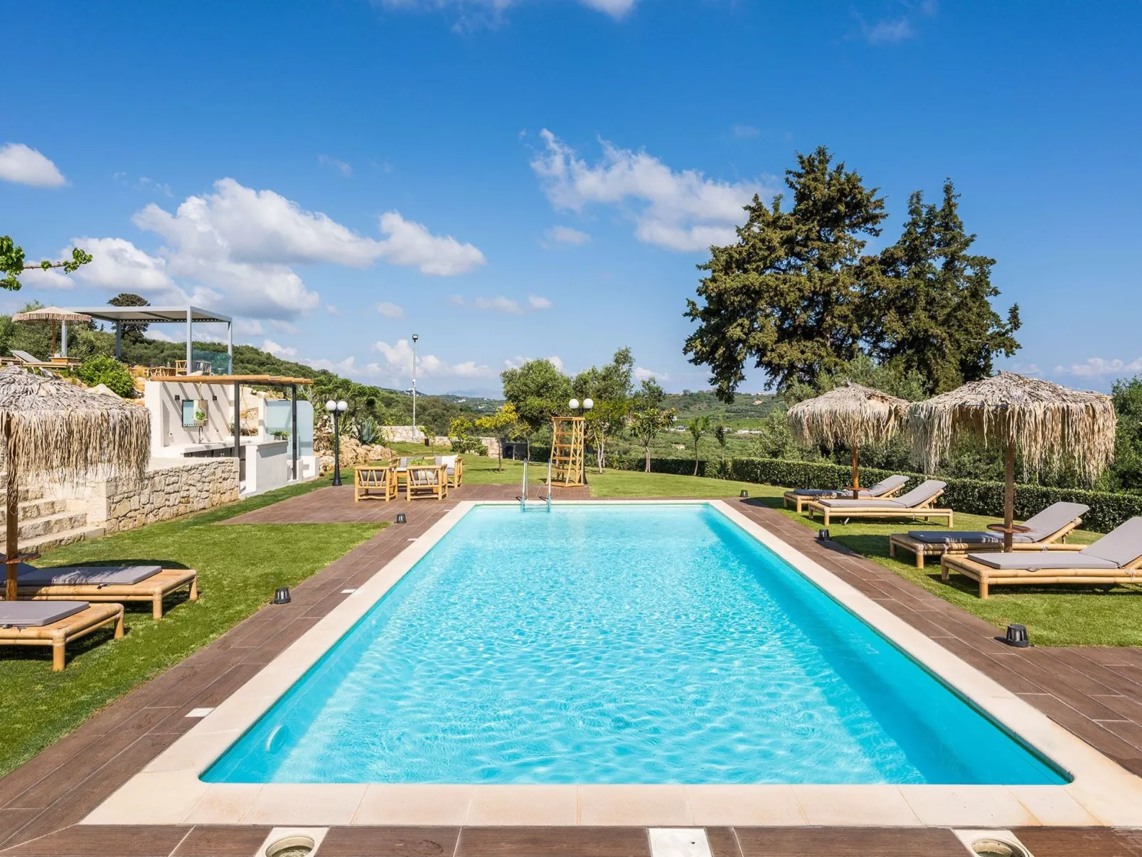 Luxuriöse Villa Olivenest mit Pool, BBQ und Whirlpool