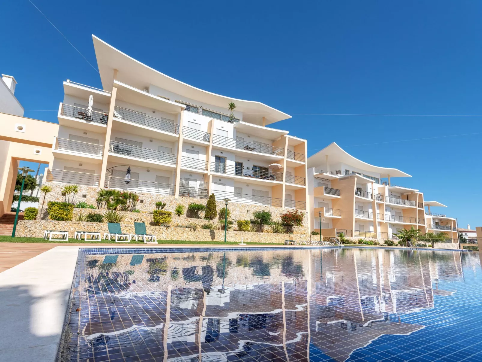 BnB Homes komfortable Wohnung mit 2 Pools