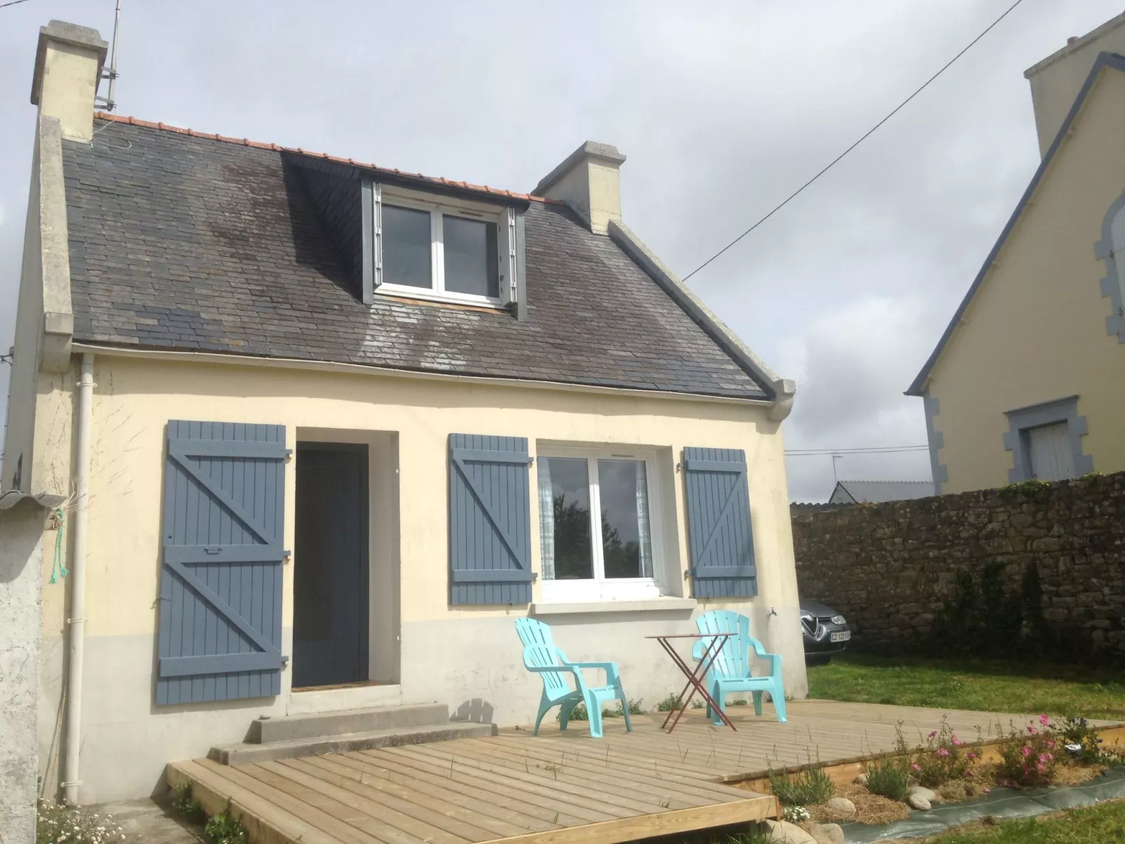 Tolles Ferienhaus in Esquibien mit Großem Garten