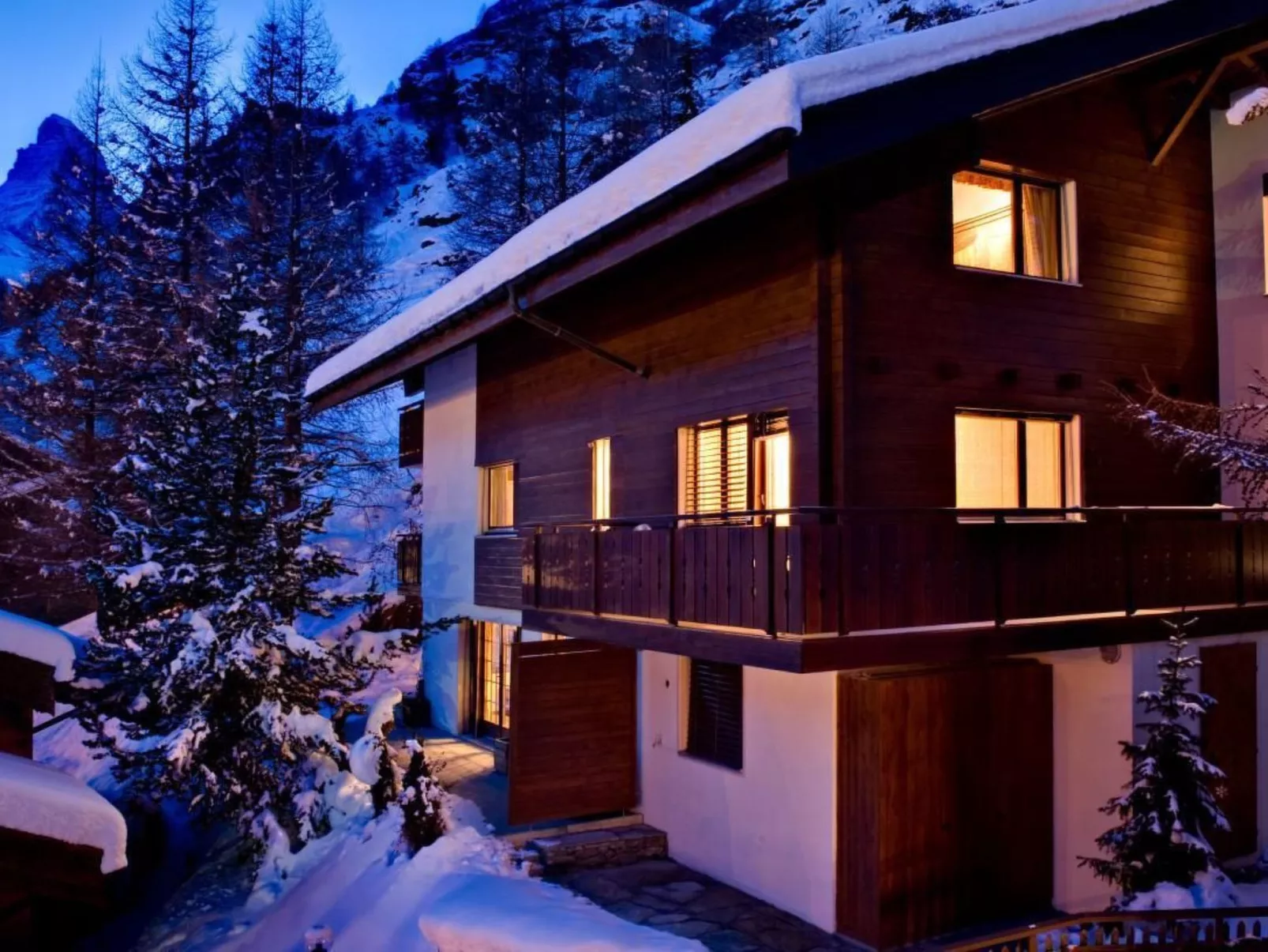 Freistehendens Chalet Zen Zermatt an bester Lage