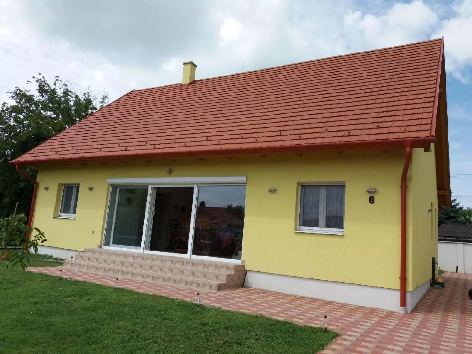 In Fonyód mit Terrasse und Grill
