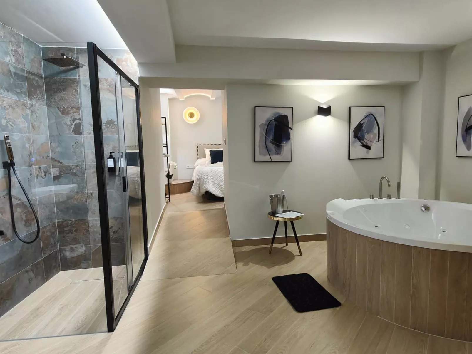 "Leather Loft Rural"