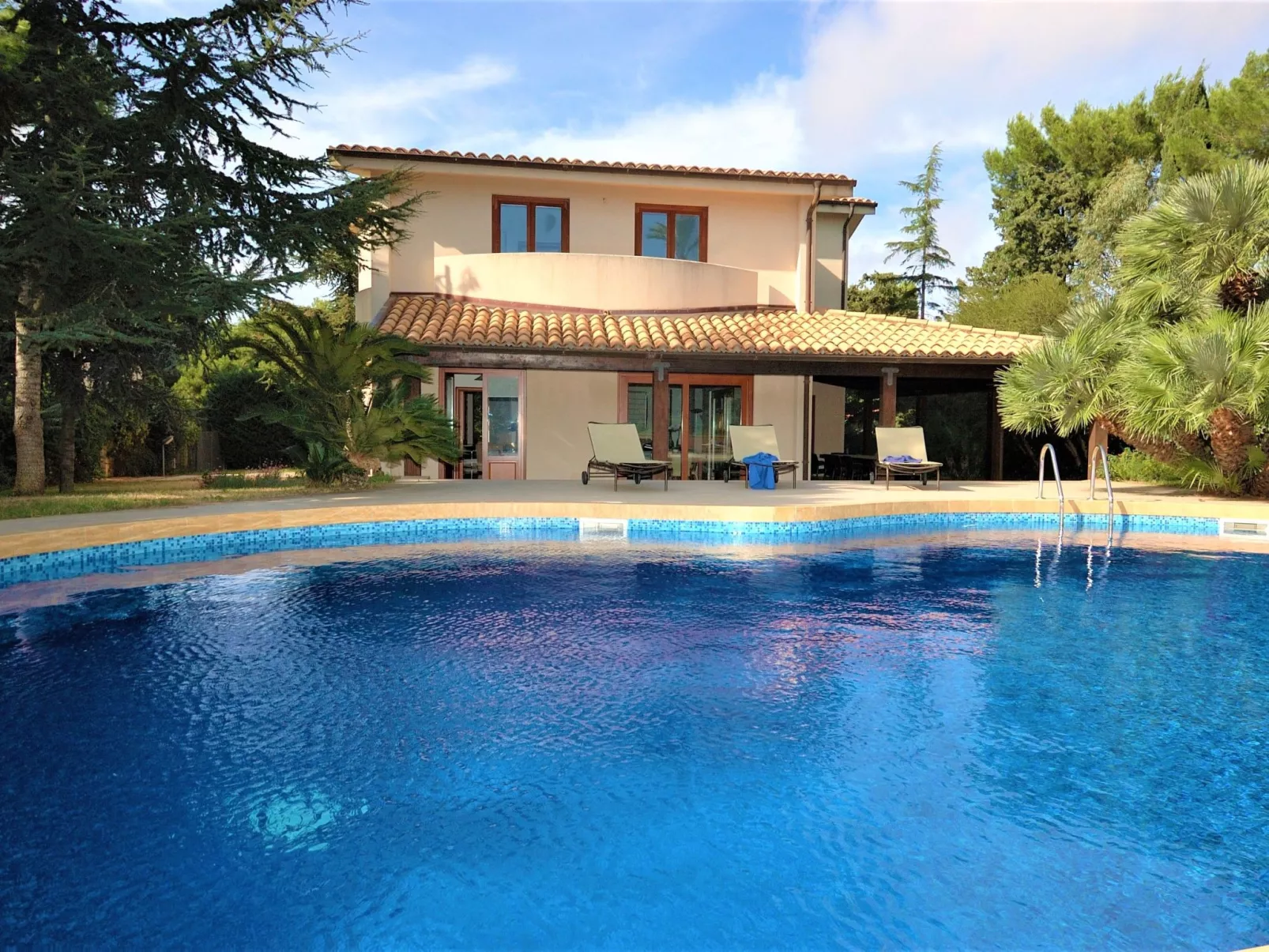 Ferienvilla "Vittoria" mit eigenem Pool