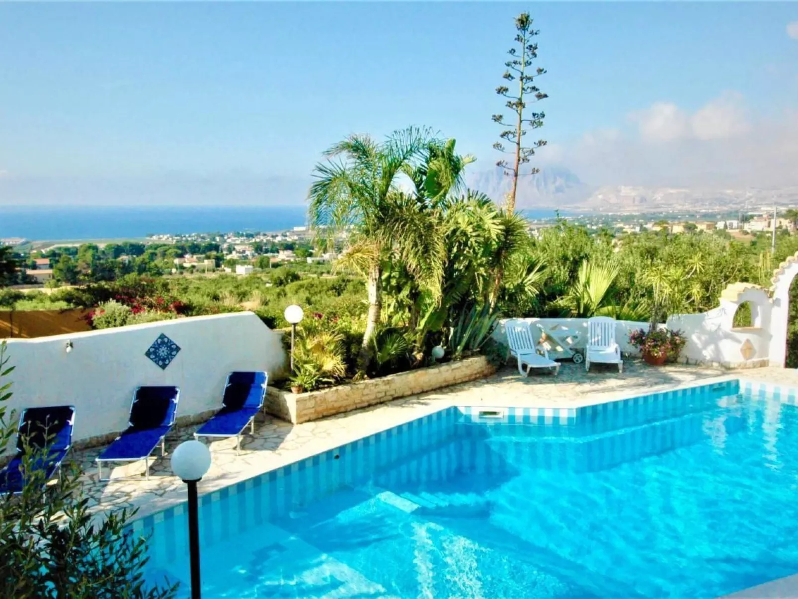 Ferienvilla "Le Palme" mit eigenem Pool