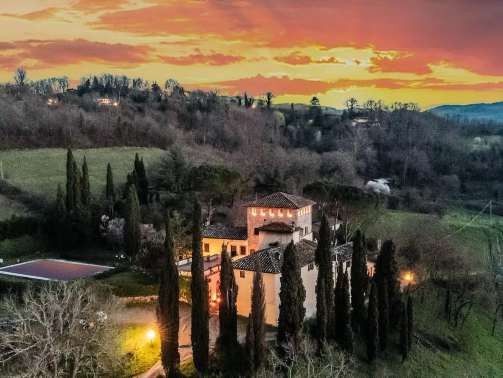 Wunderschöne Villa mit atemberaubender Aussicht und privatem Pool