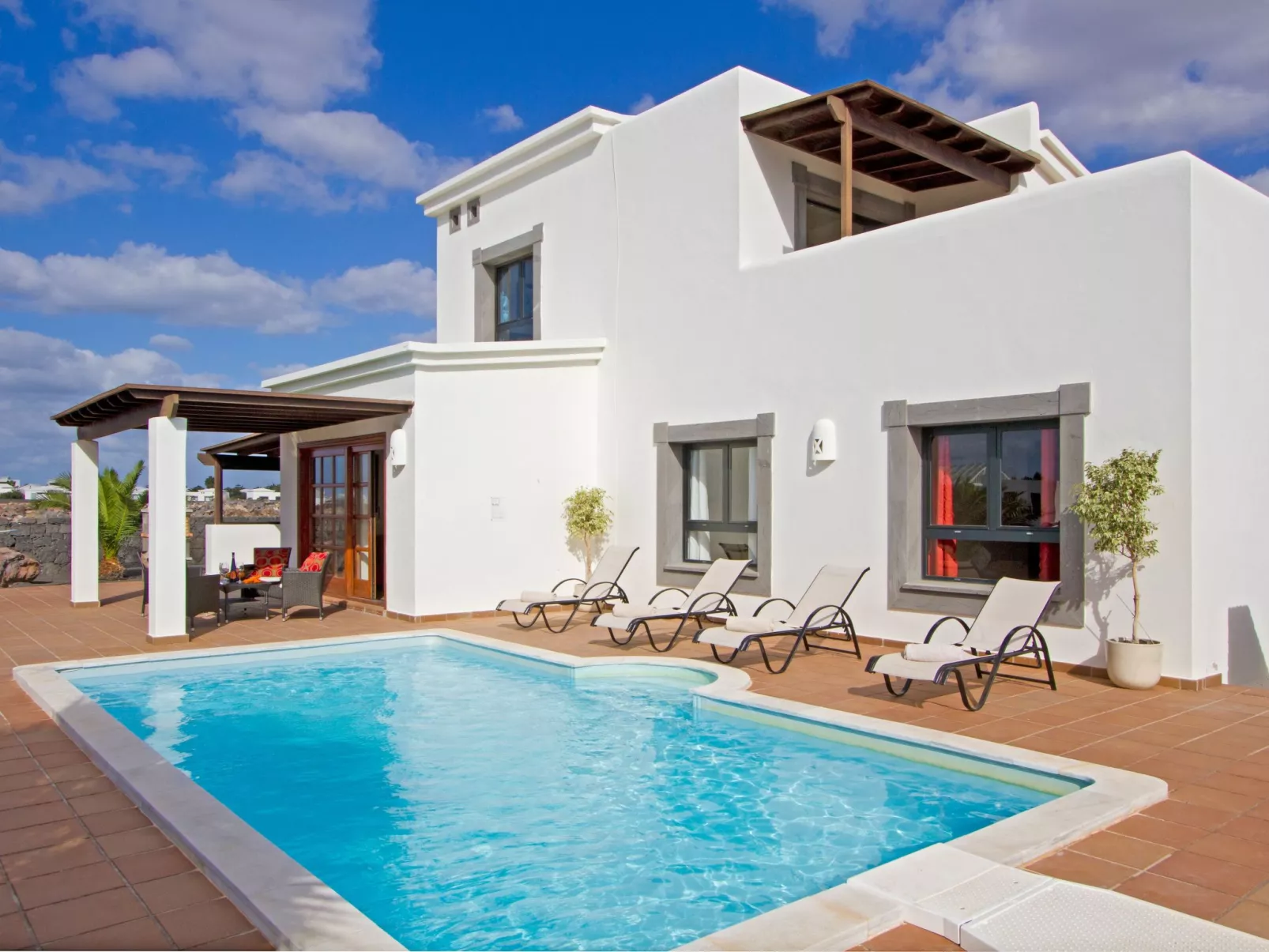 In Yaiza mit Großem Balkon