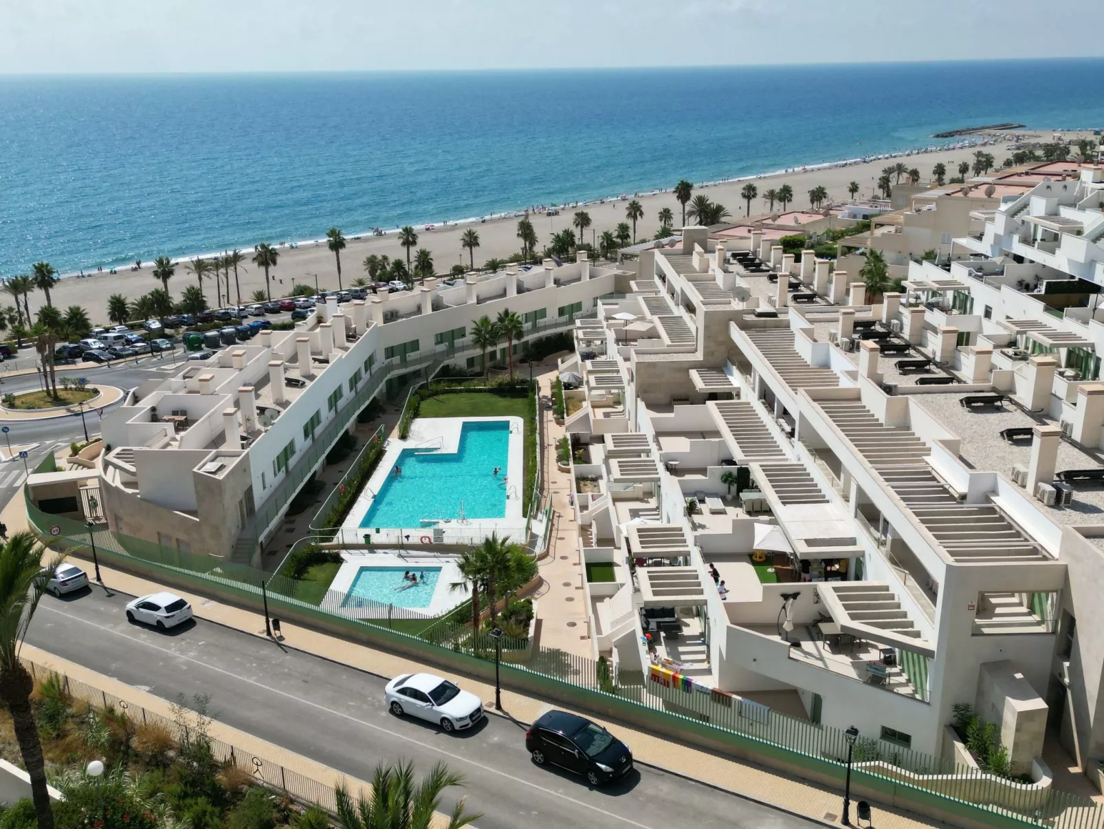 "La Invincible Moja" (Die unbesiegbare Moja)