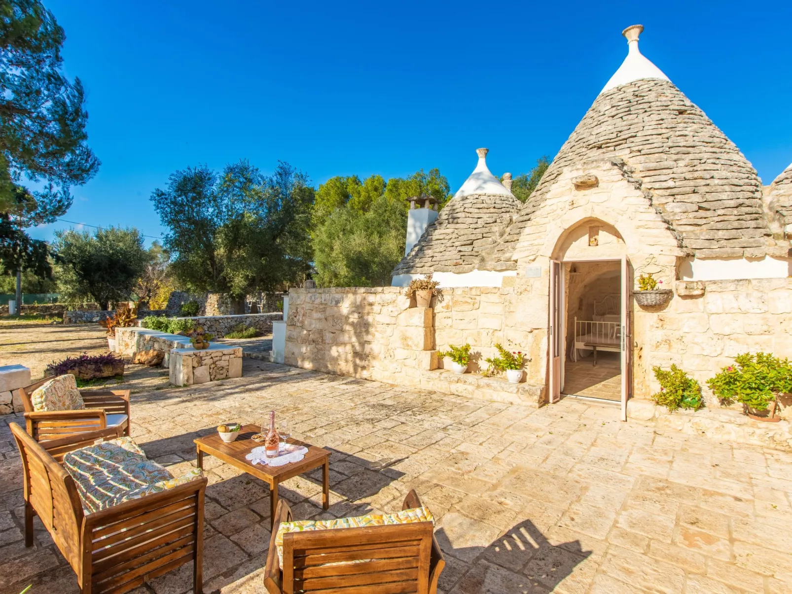 Kinderpool Trullo