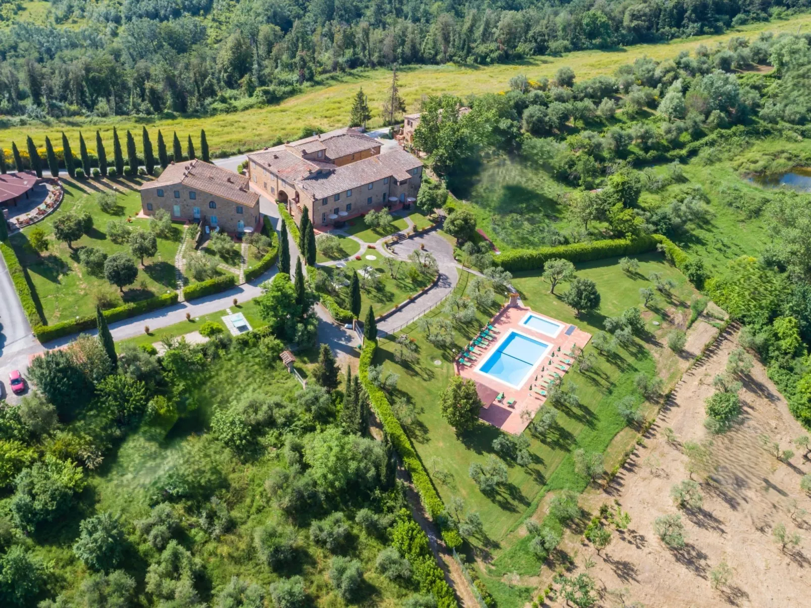 Vier-Zimmer-Wohnung Borgo Collelungo 2 Bäder, erster Stock