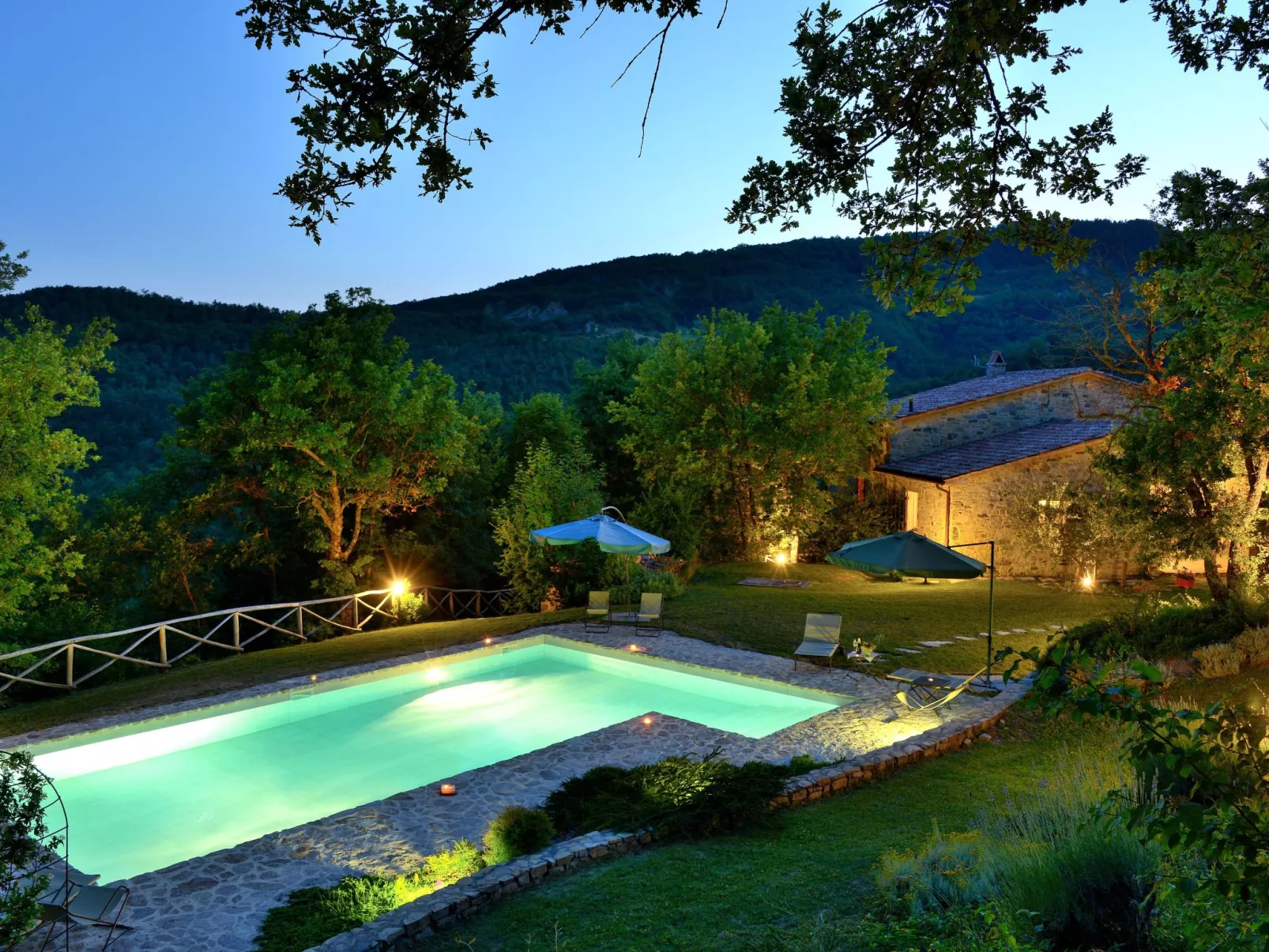 Privates Poolhaus im grünen Herzen von Umbrien