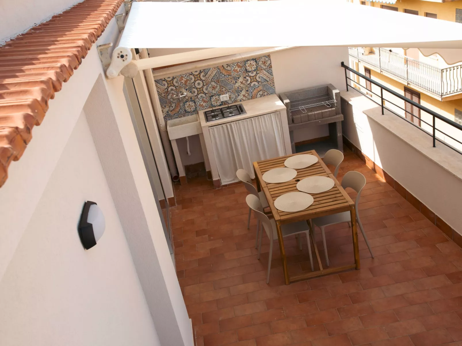 Modernes Loft mit BBQ-Terrasse - Stadtzentrum am Meer