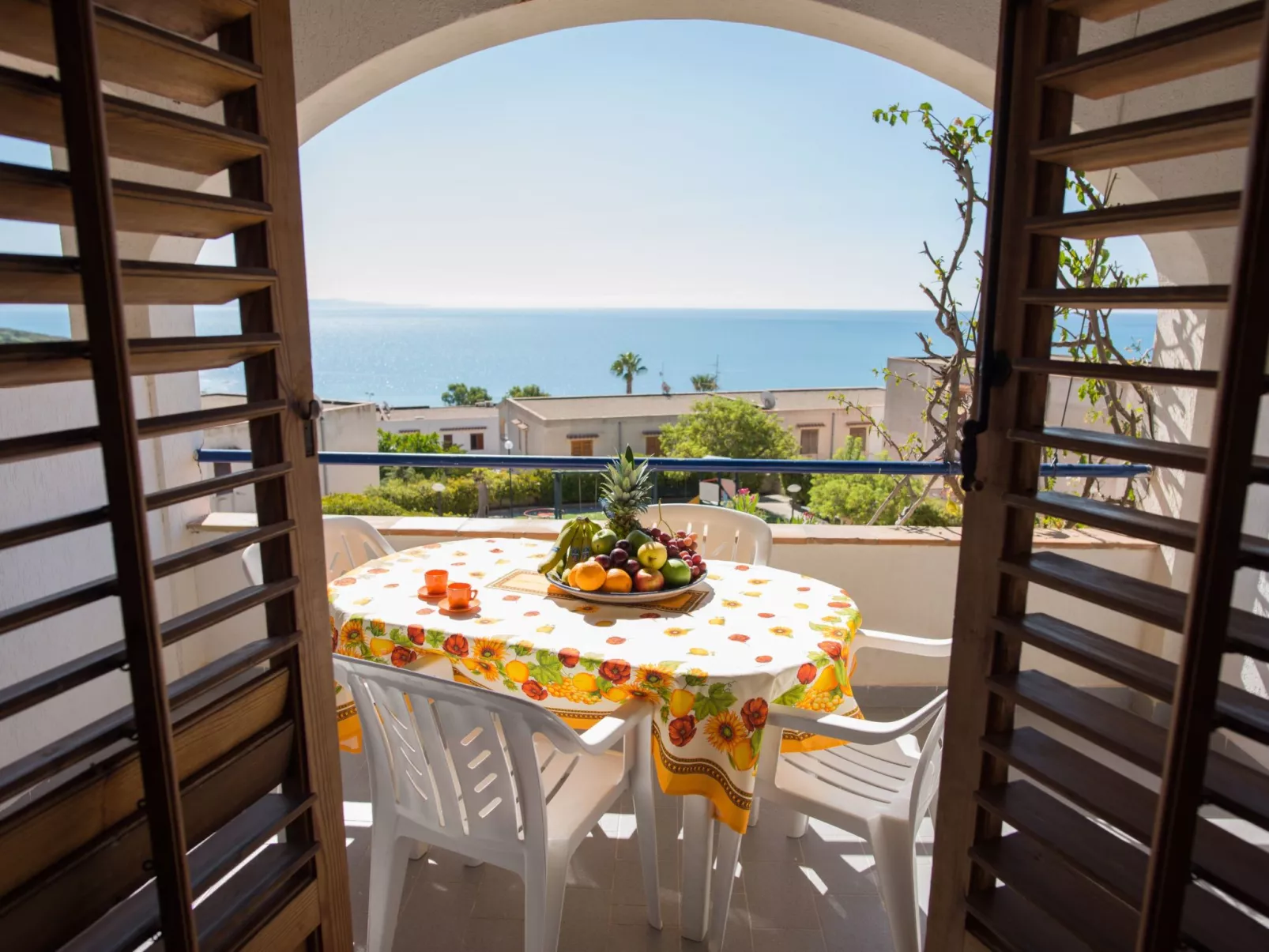 Renella' Wohnung mit Wasserblick