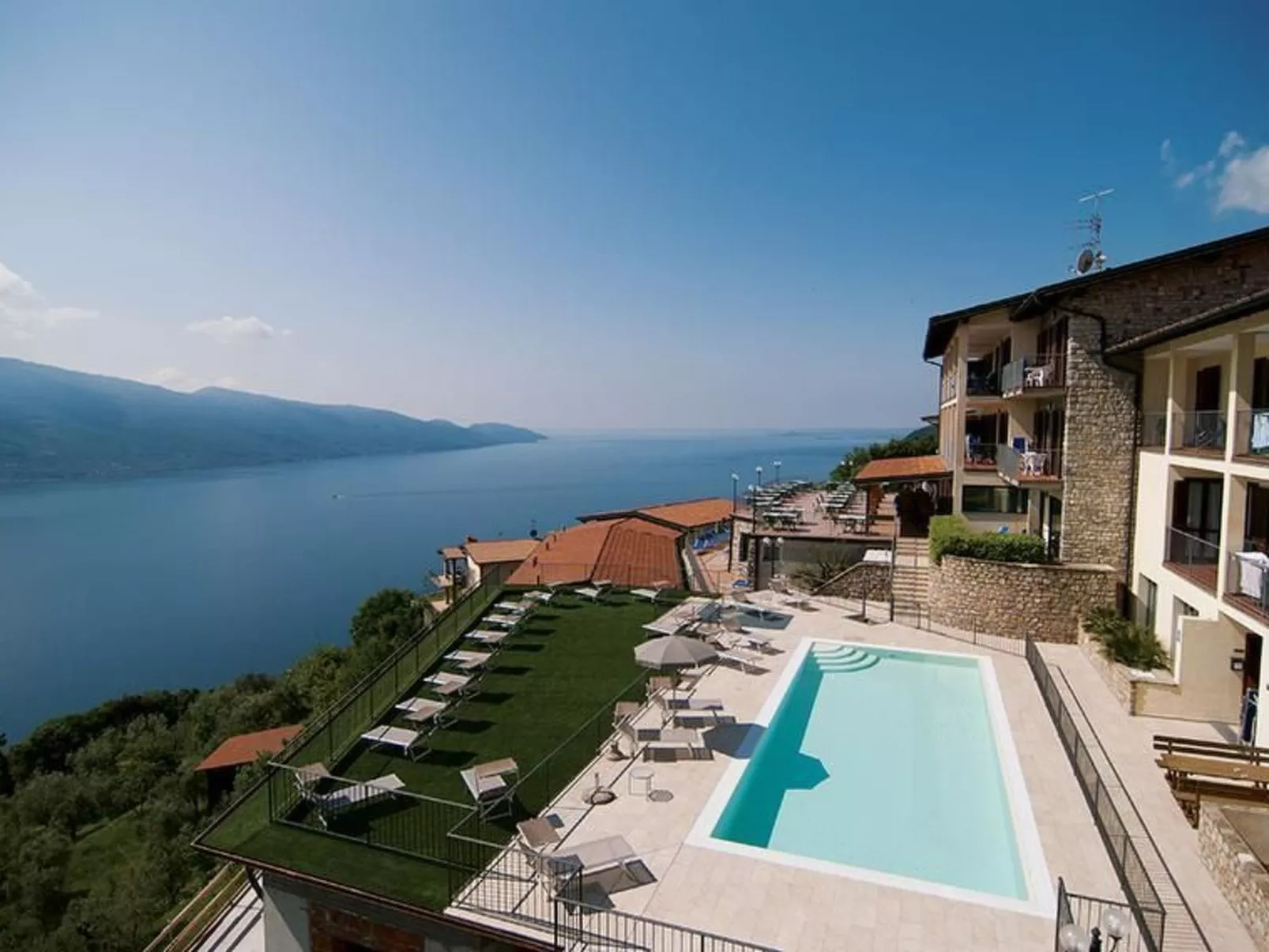 Zweizimmerwohnung mit Seeblick