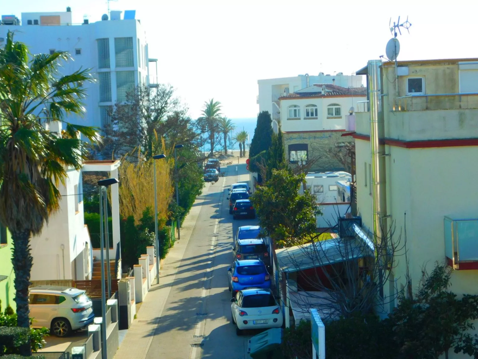 Ferienvermietung Penthouse mit schöner Terrasse 200m vom Strand Salatar, Roses