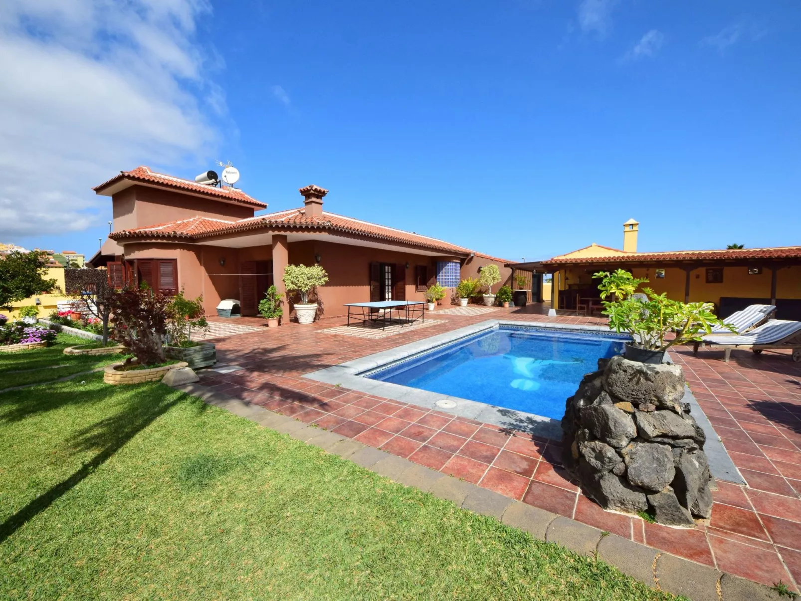 Haus Alina mit beheizbarem privatpool und barbecue