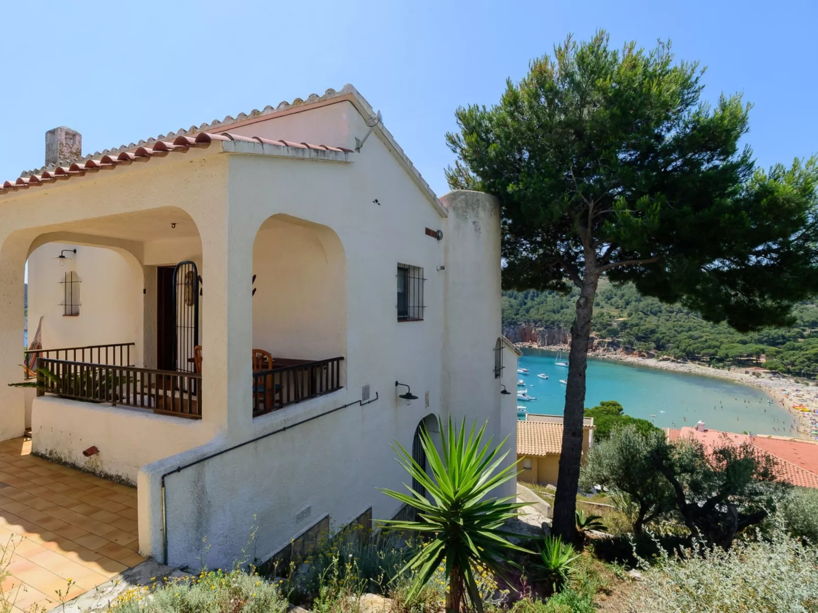 Costabravaforrent Palas Atenea ist eine wunderschöne Villa mit unglaublichem Bl