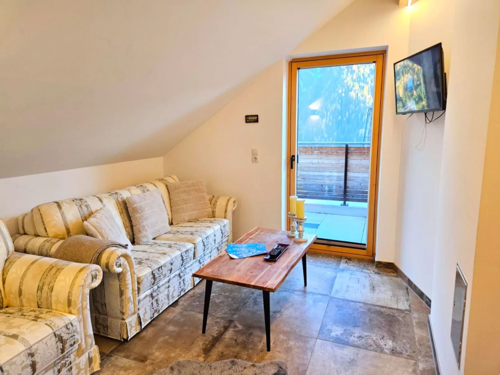 Home Fuchsbau-Binnen