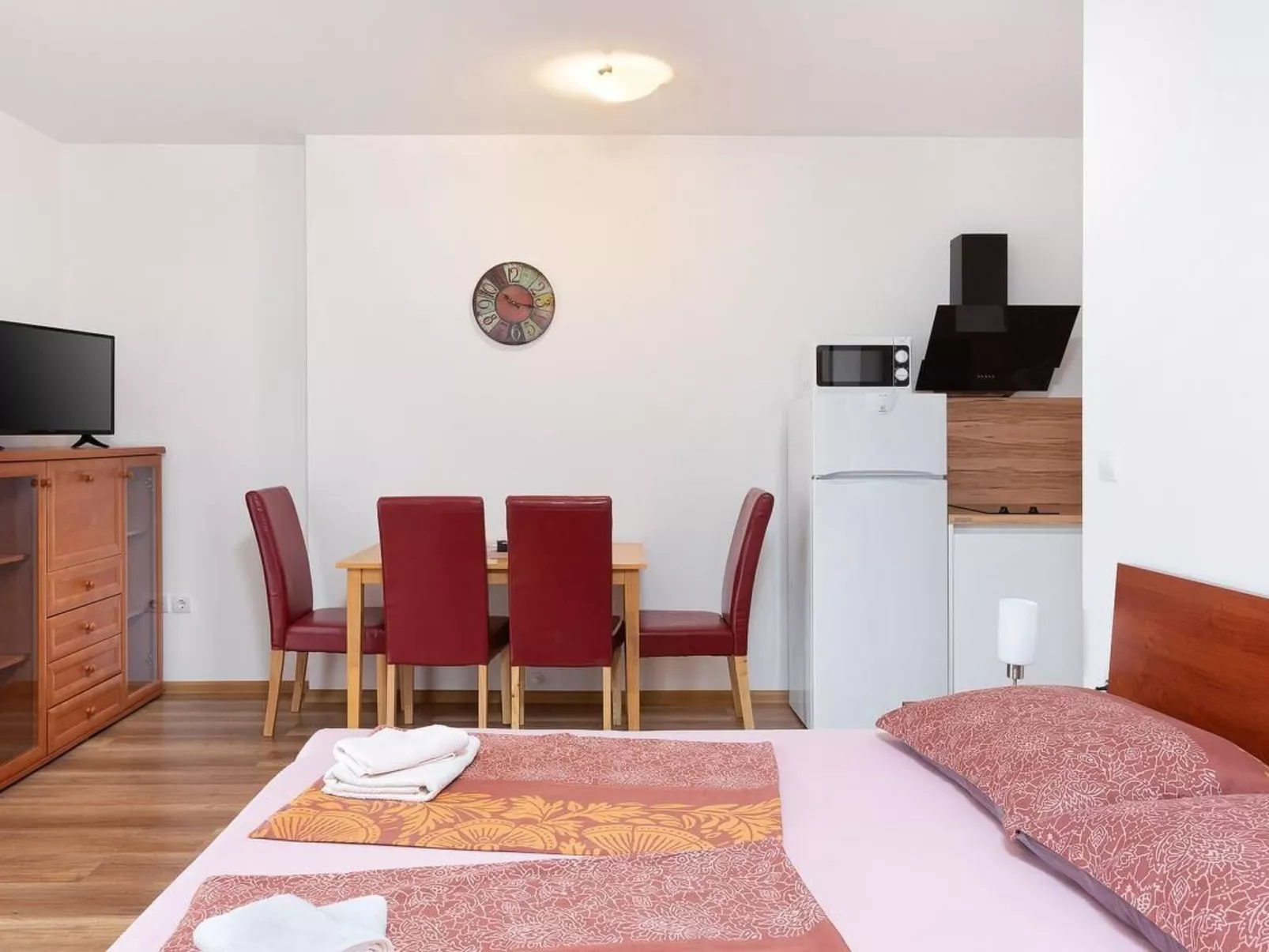 In Medulin mit Garten, Terrasse und Grill