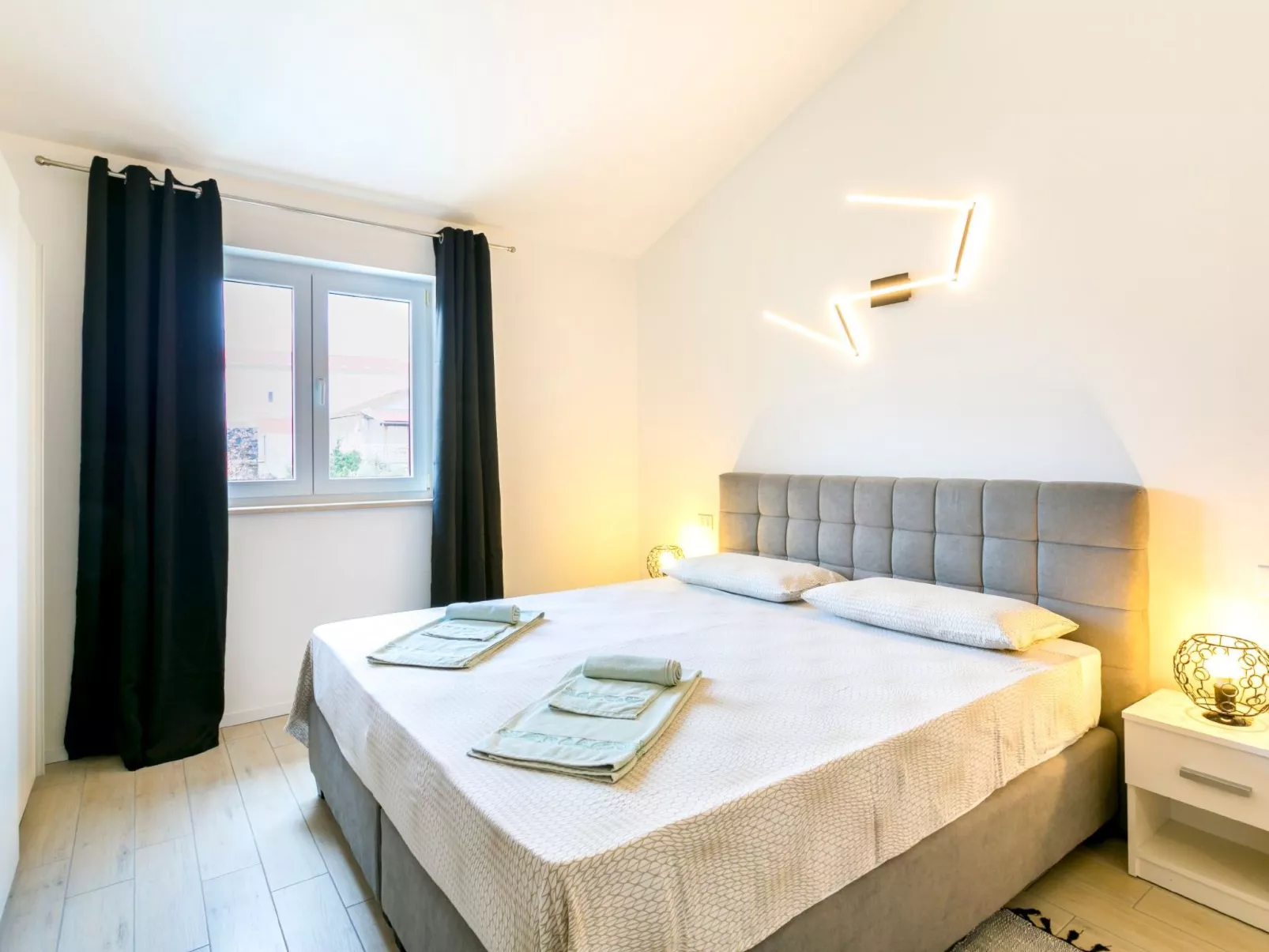 "Suzy" mit privatem Pool-Binnen