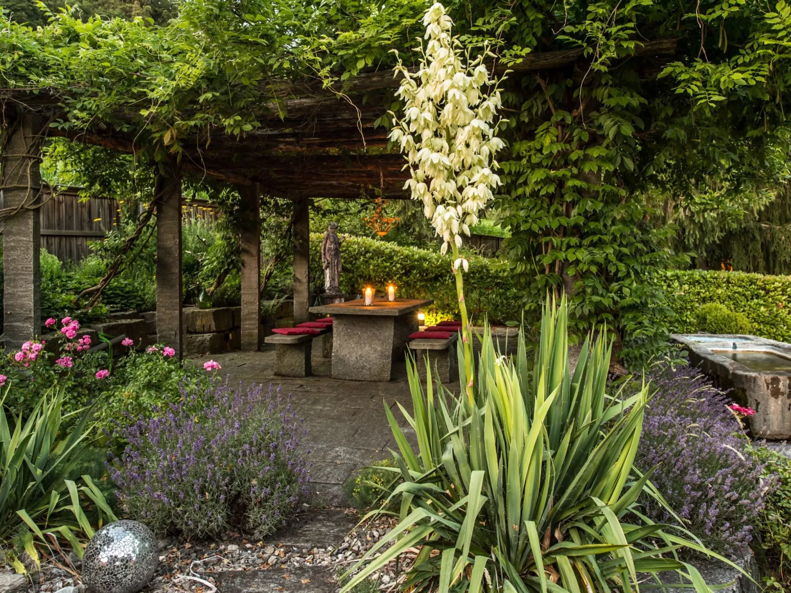 Spycher-Lodge-Buiten