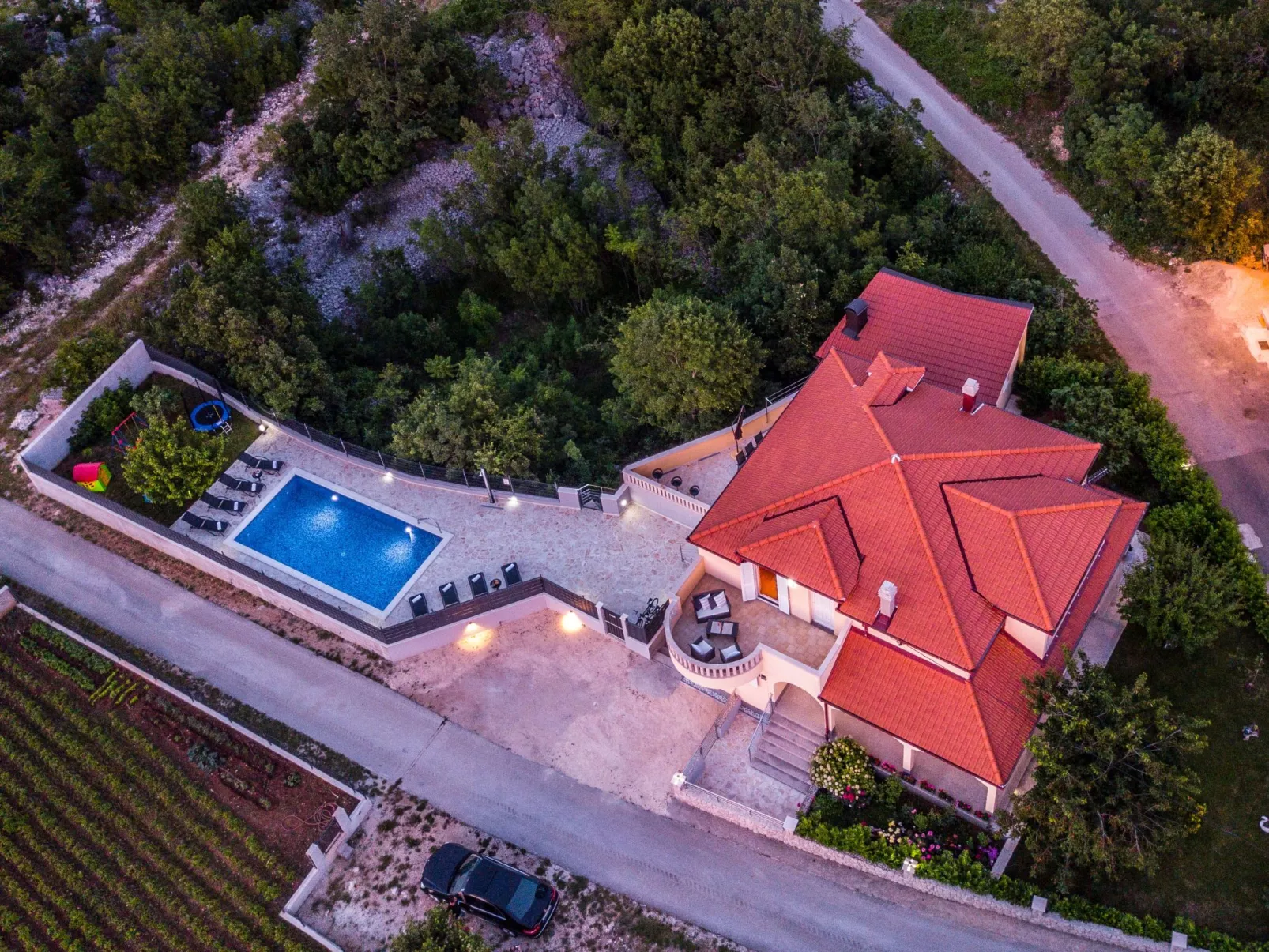 Villa "Mile" mit beheiztem Pool, Grill und Terrasse
