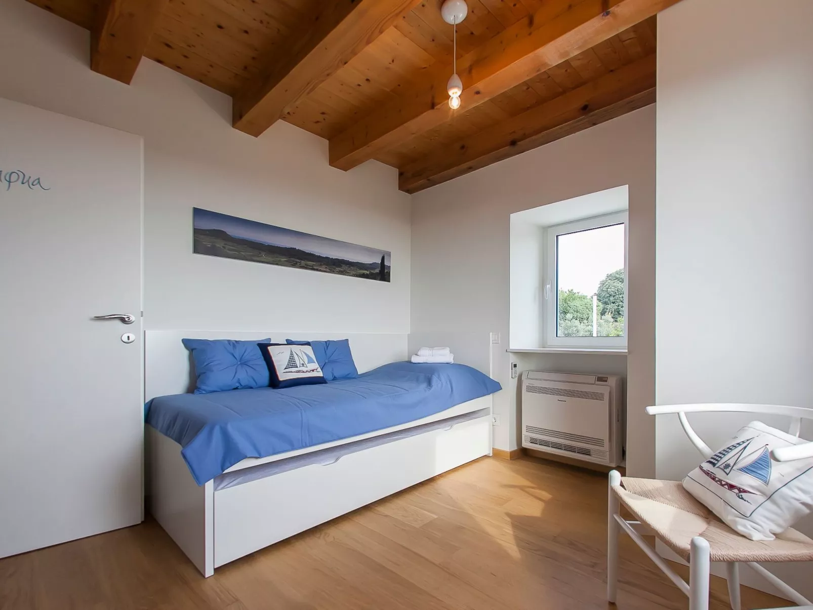 Villa Ella mit Infinity-Pool-Binnen