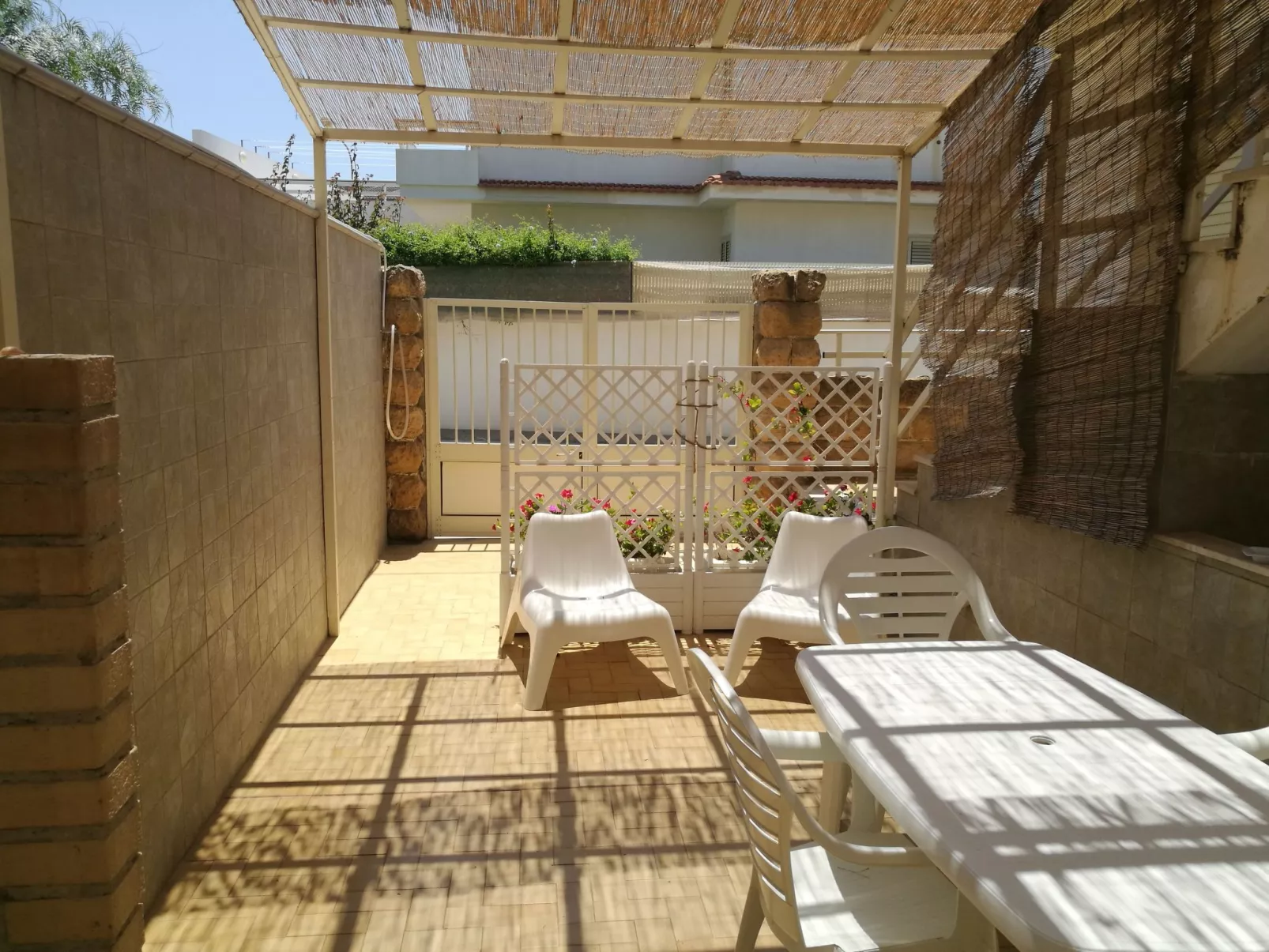 Wohnung 'Gambusia 2' mit Wasserblick-Buiten