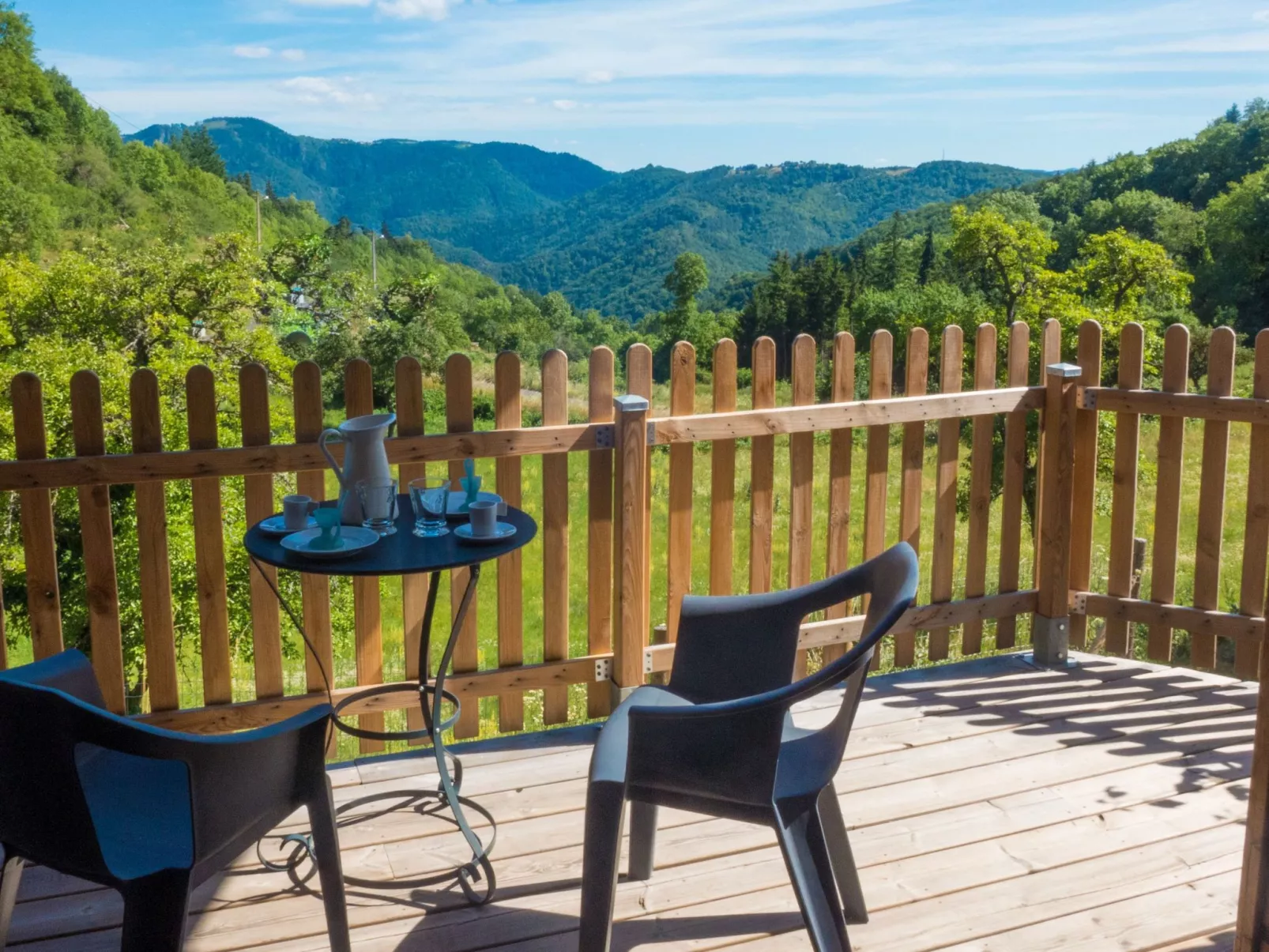 Gemütliches Steinhaus mit Garten-Image-tags.info