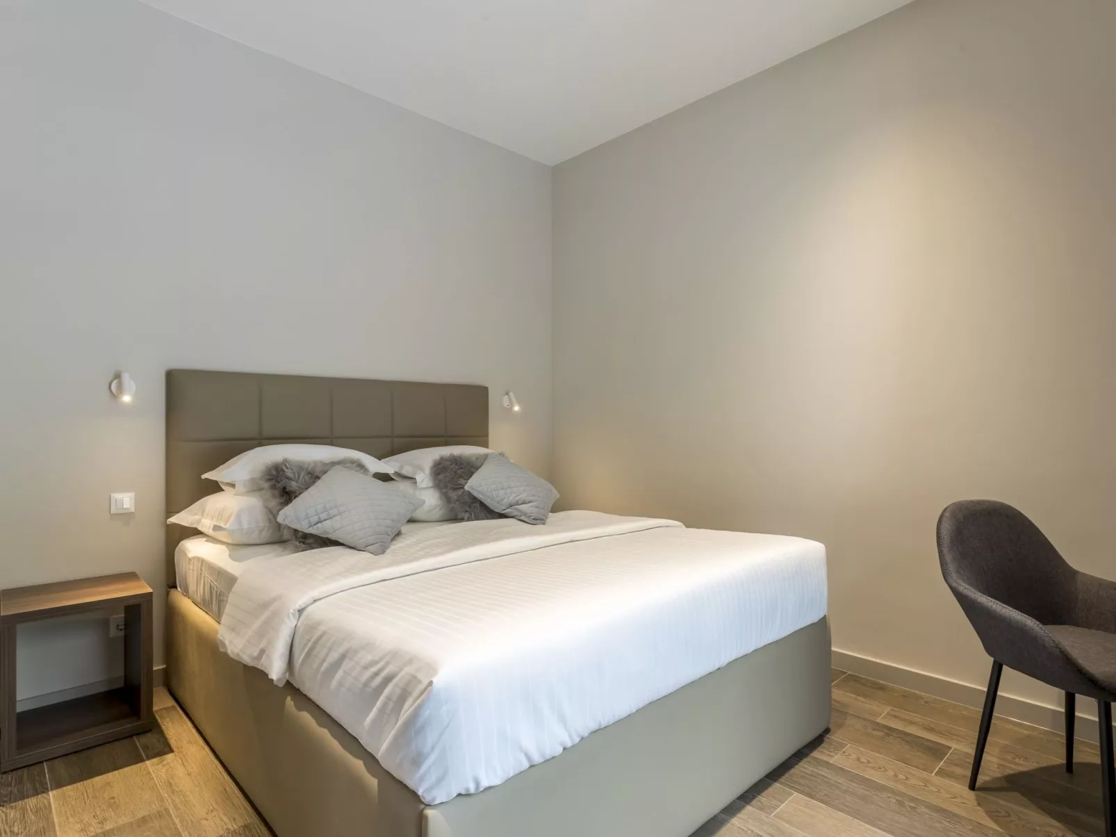 In Mimice mit tollem Pool und Meerblick-Binnen