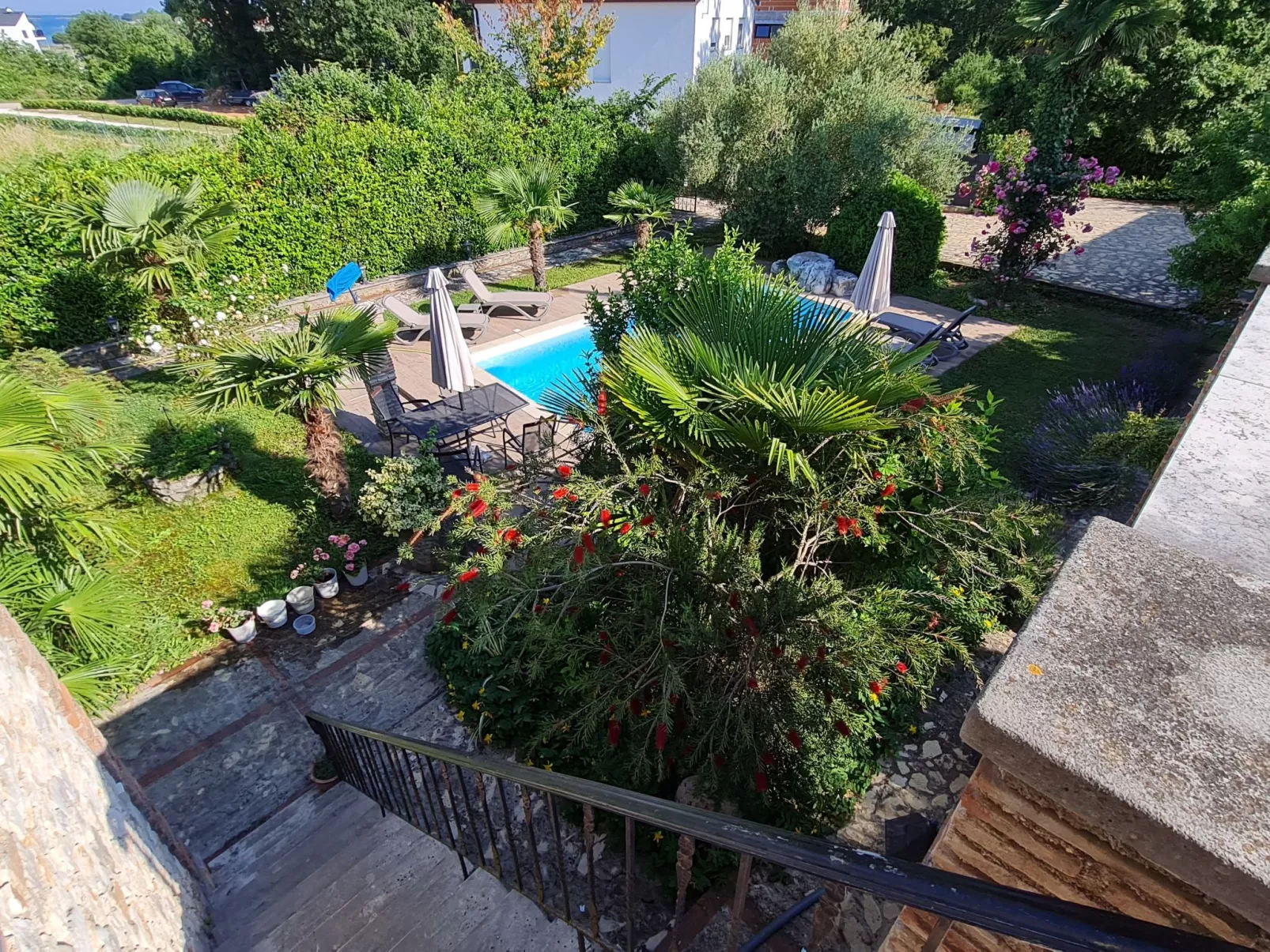 Ferienvilla Lucia mit Pool und eigenem Tennisplatz-Buiten