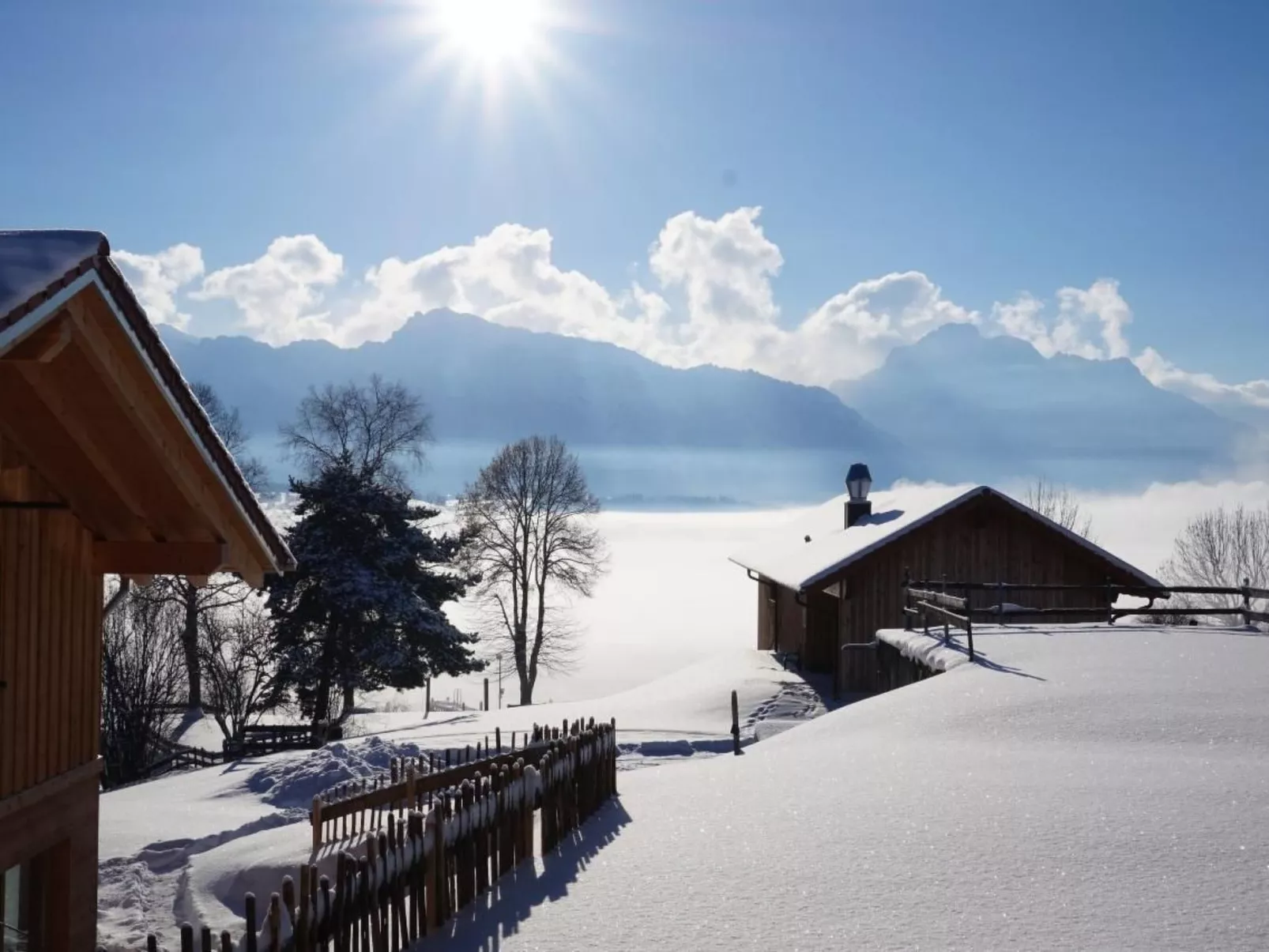 Chalet mit Blick auf das Wasser