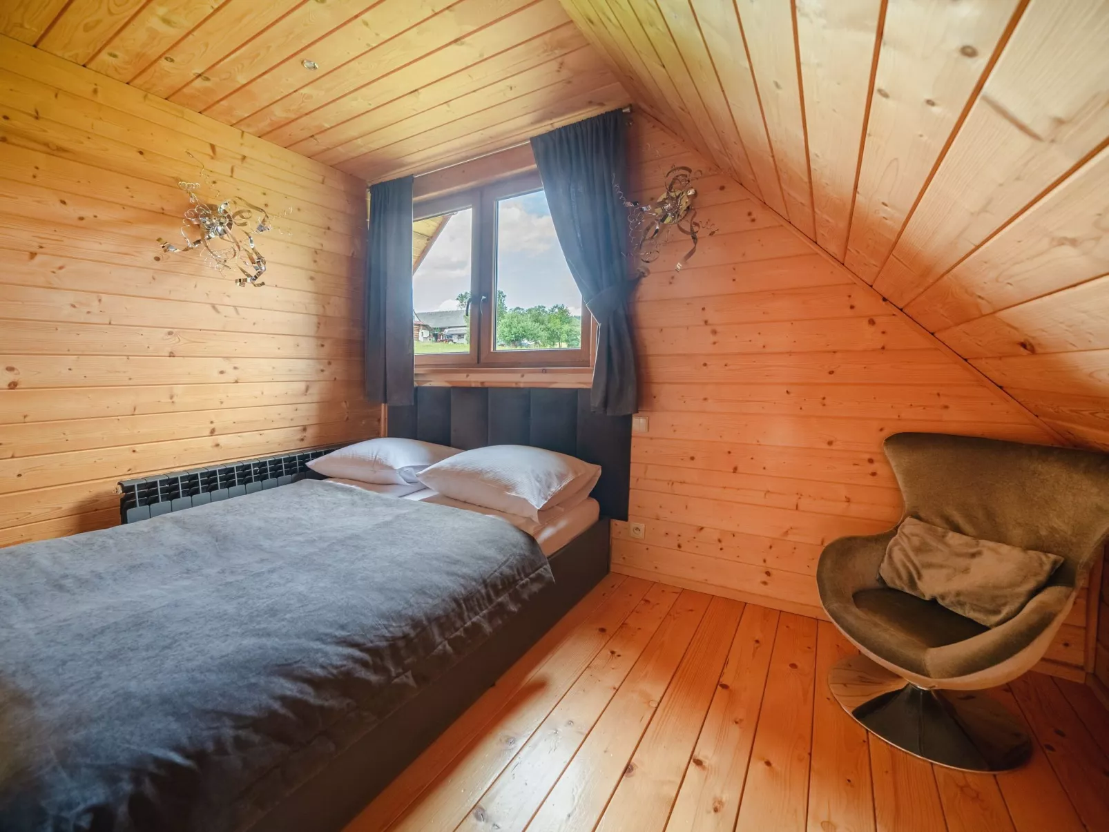 Mit Entspannung im Jacuzzi-Binnen