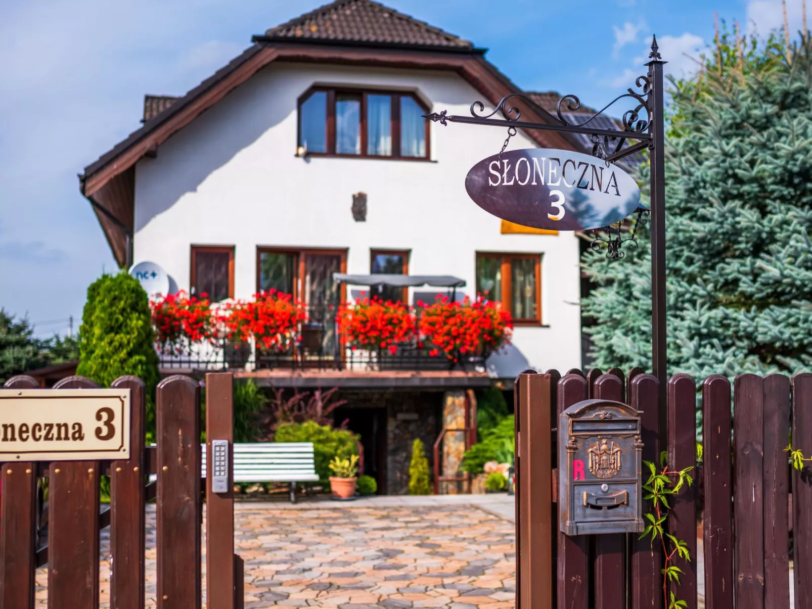 Wohnung mit Terrasse, Garten und Grill