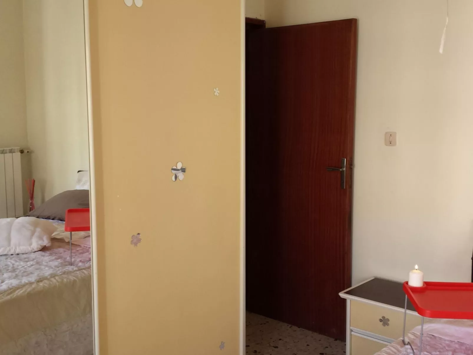 Wohnung mit Terrasse - Binnen