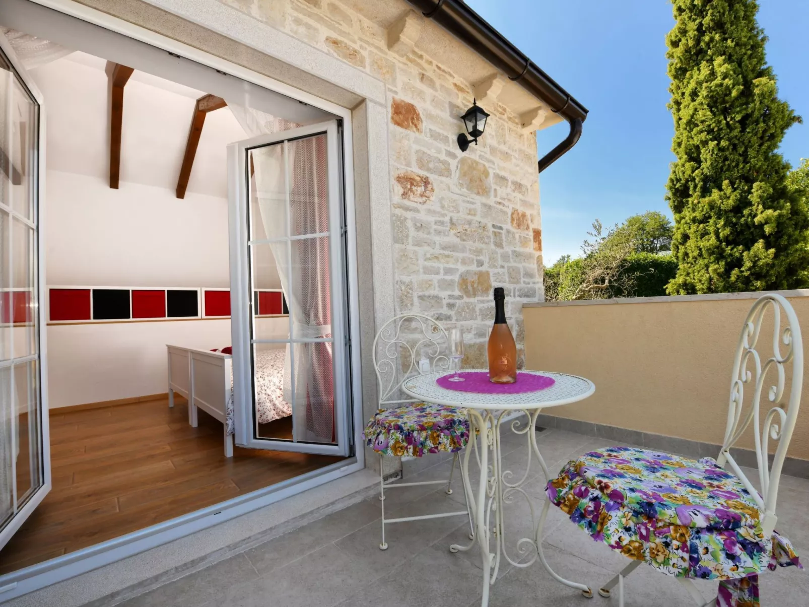 Mit Privatpool für 6 Personen ca. 130 m&sup2; in Markovici, Istrien (Binnenland-Image-tags.info