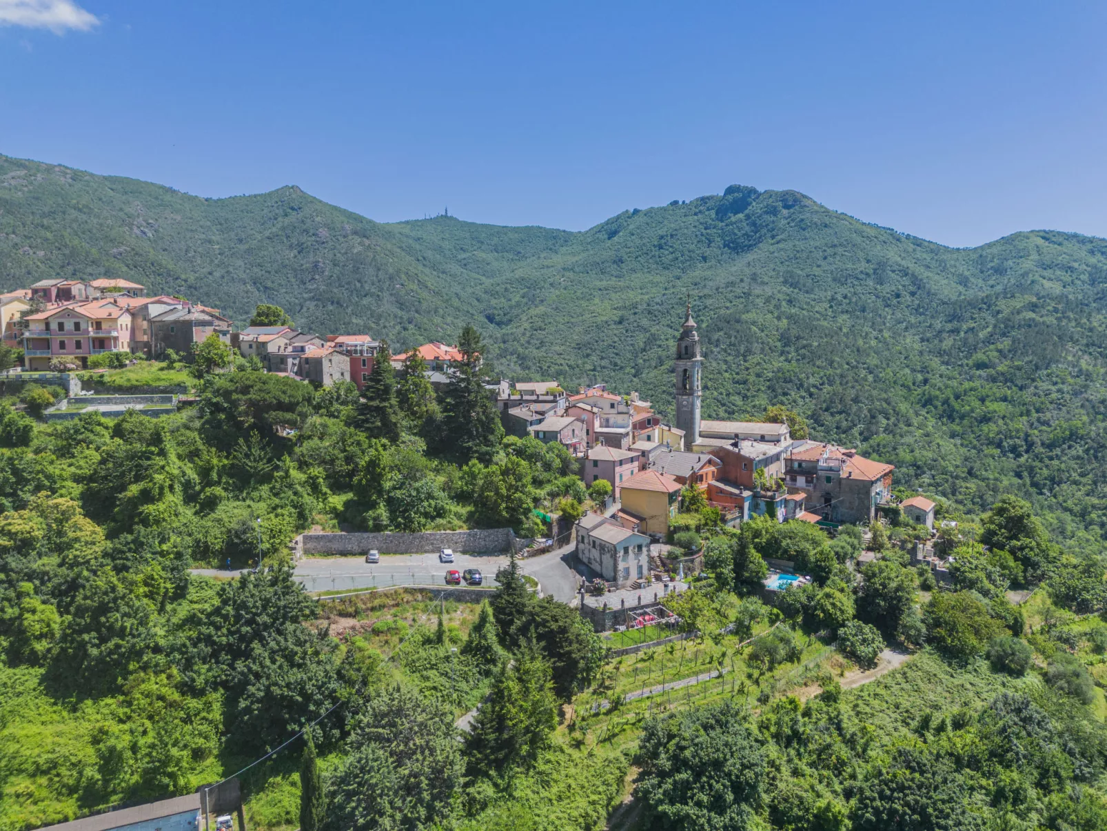 Appartement in Castiglione Chiavarese mit Garten-Omgeving