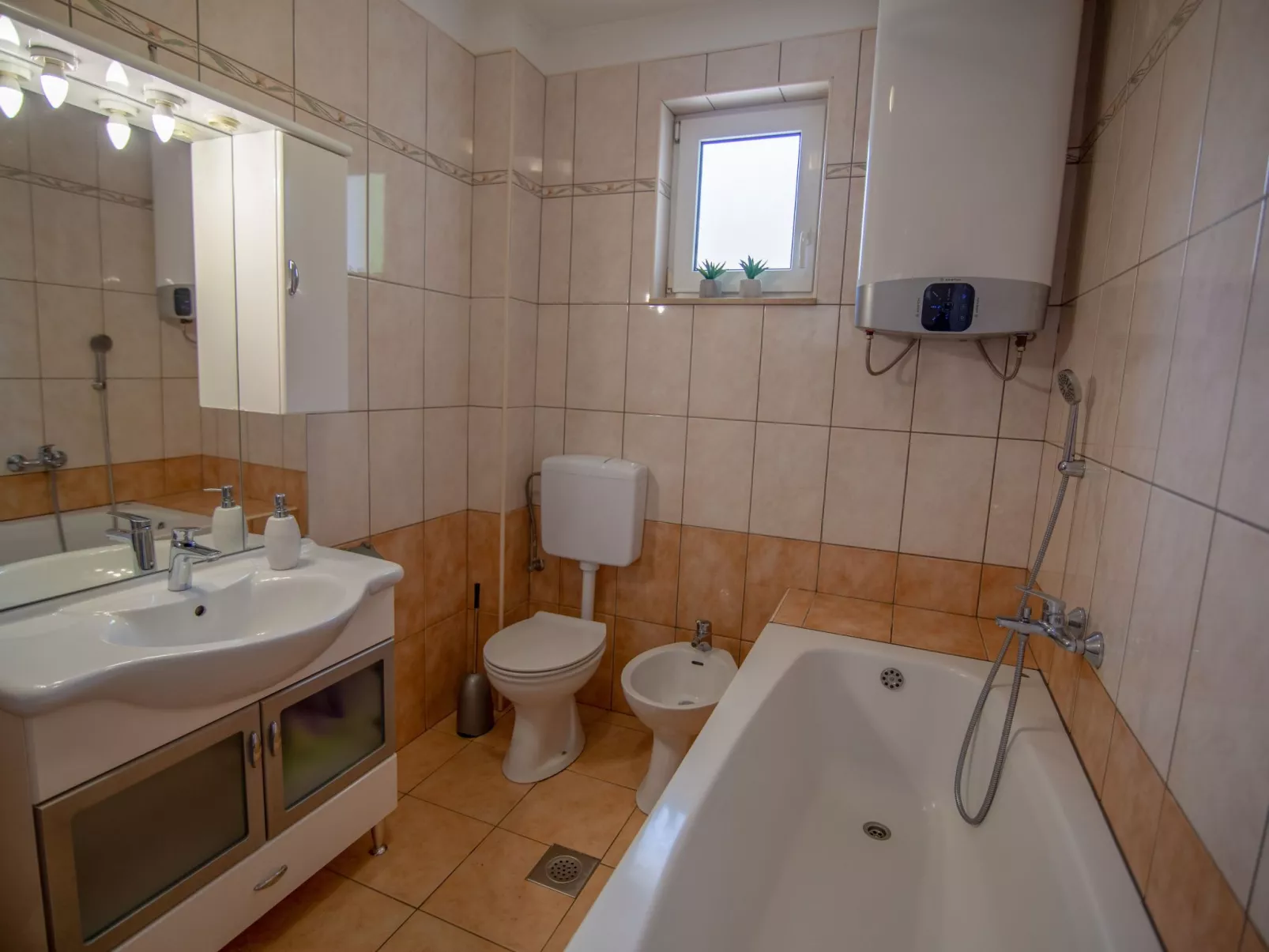 Villa Elin mit großem, privatem Pool in Seoca