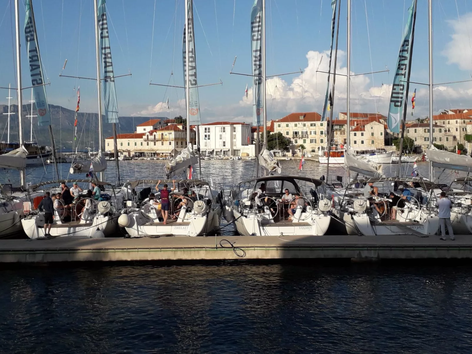 Wohnung „Zitronenbaum Postira“-Buiten