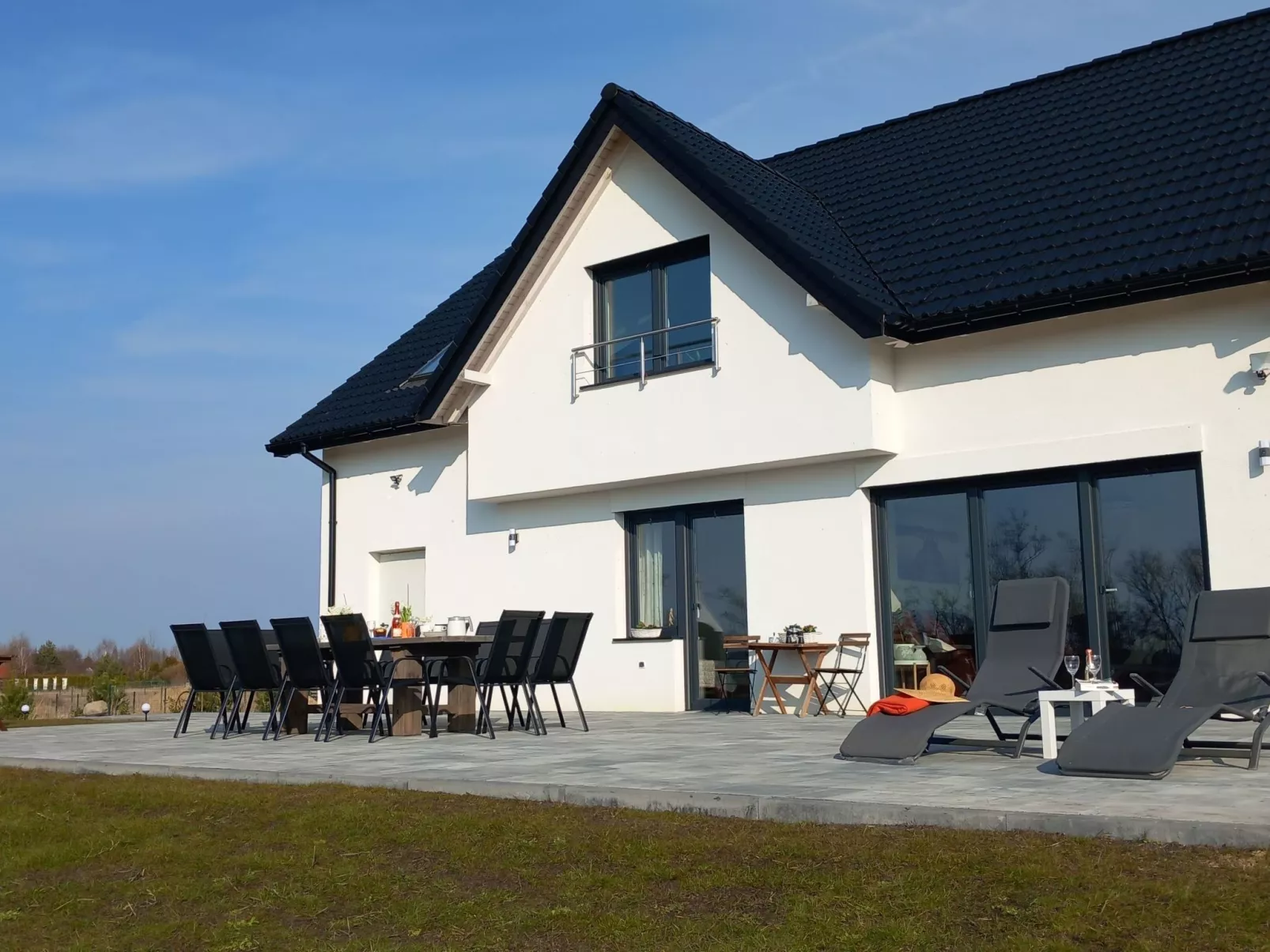 Ferienvilla "Villa Koprowo" mit Jacuzzi und Sauna-Buiten